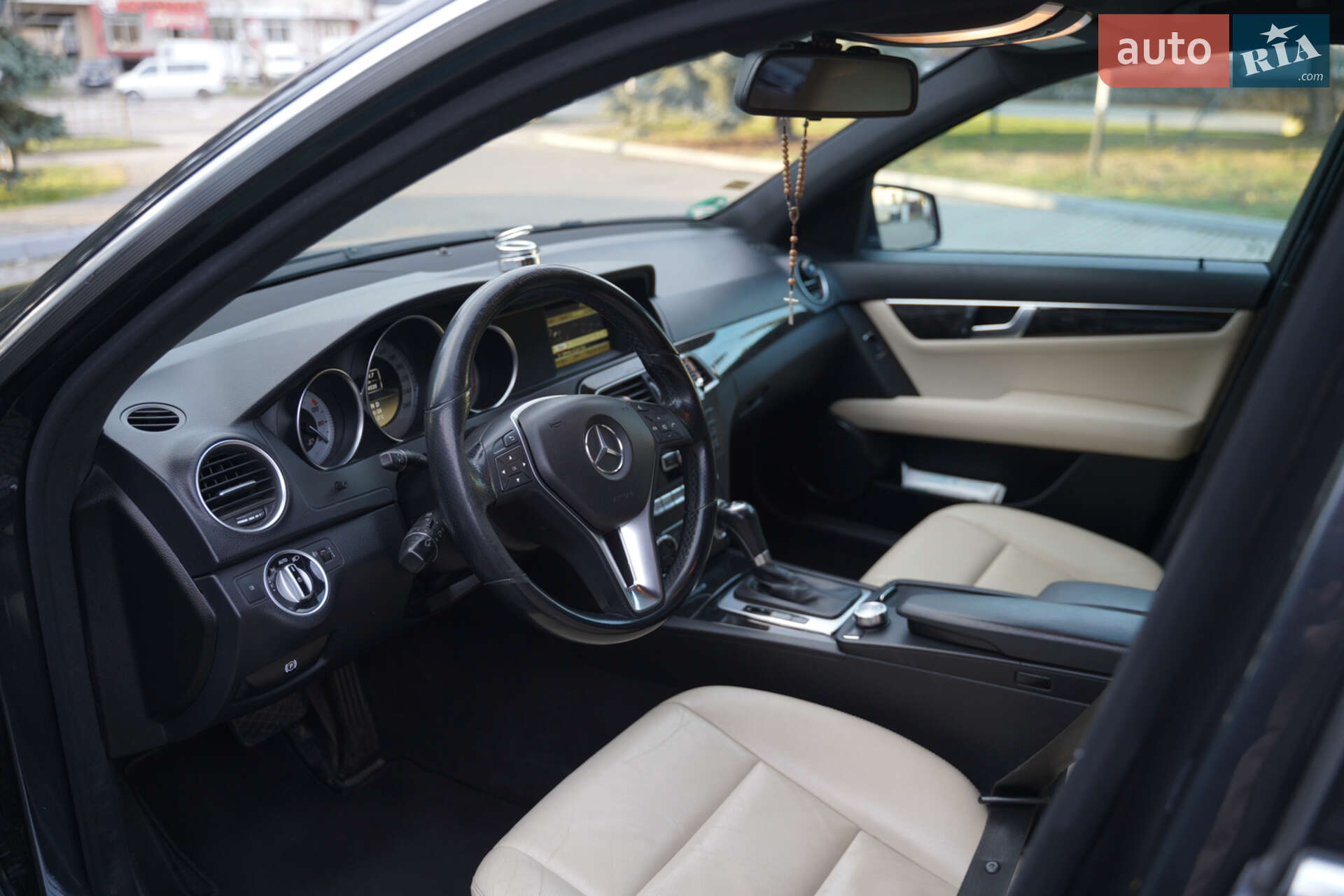 Mercedes-Benz C-Class 2012 VIN WDD2042021F855012 фото оголошення 45 з 49