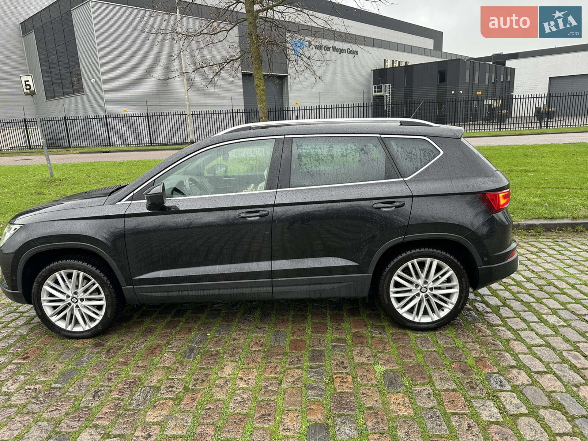 SEAT Ateca 2016 VIN VSSZZZ5FZH6520725 фото оголошення 28 з 39