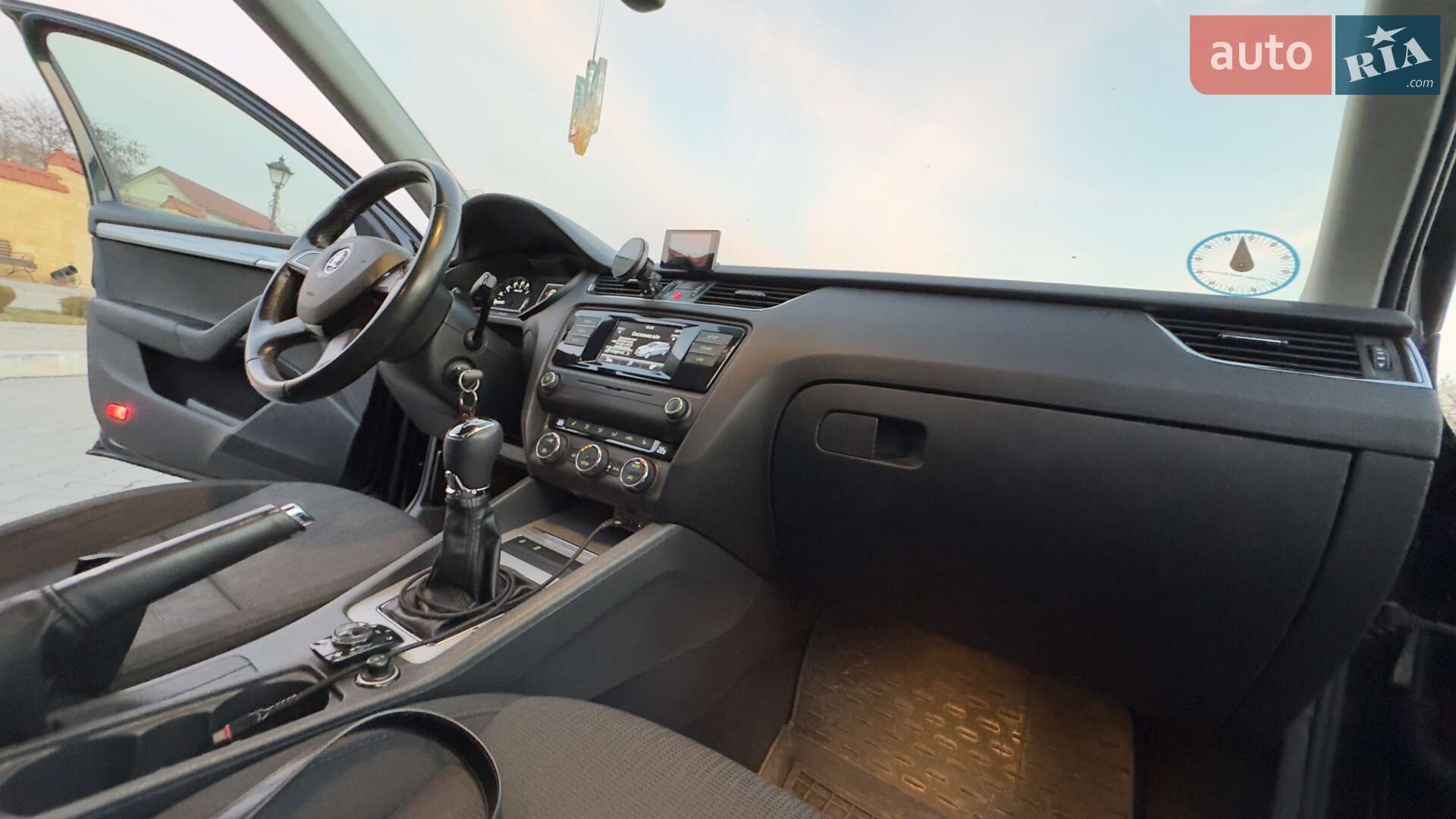 Skoda Octavia 2014 VIN TMBJG9NE0F0089652 фото оголошення 23 з 27