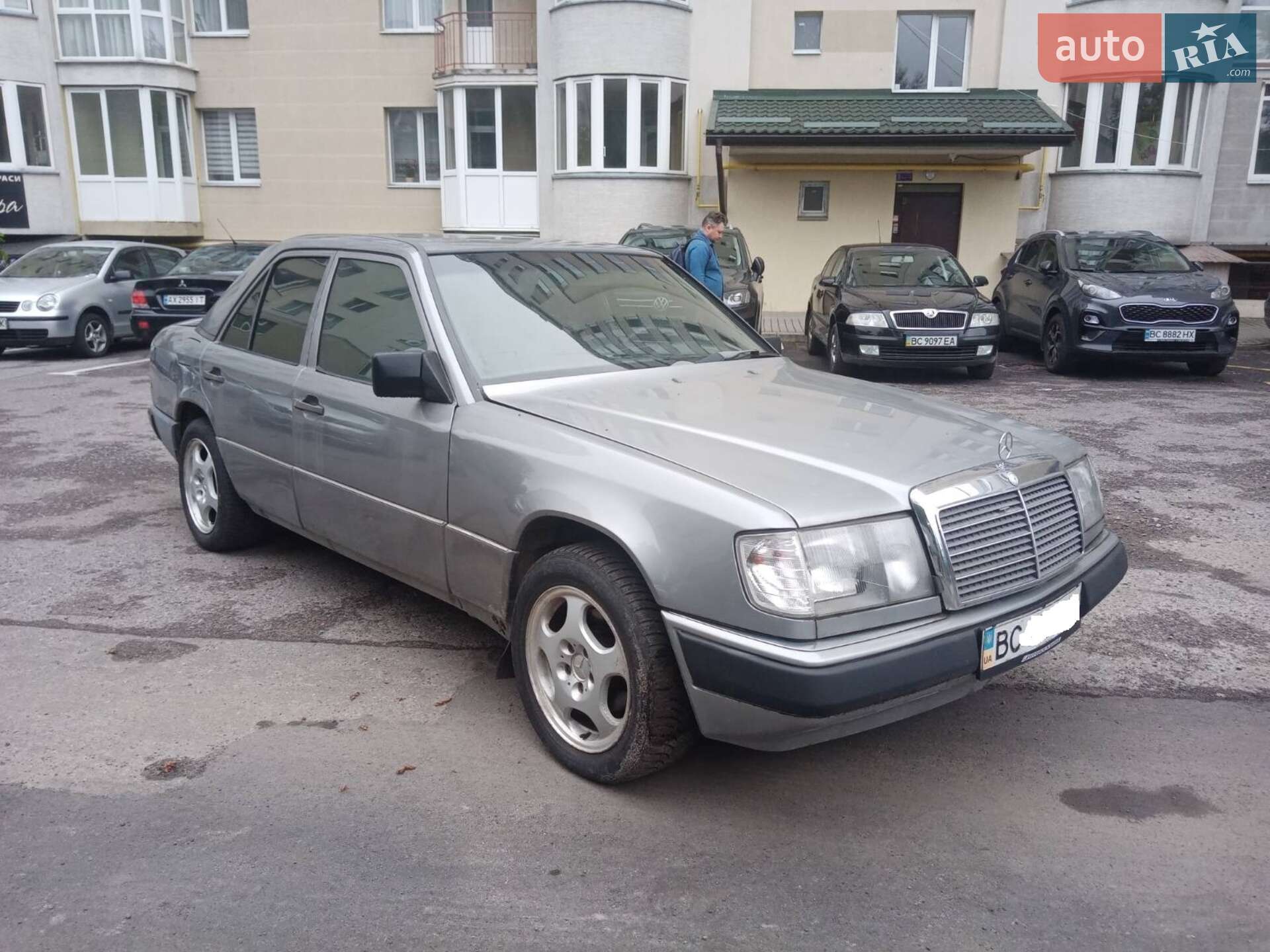 Mercedes-Benz E-Class 1989 VIN WDB1240231A673415 фото оголошення 2 з 4