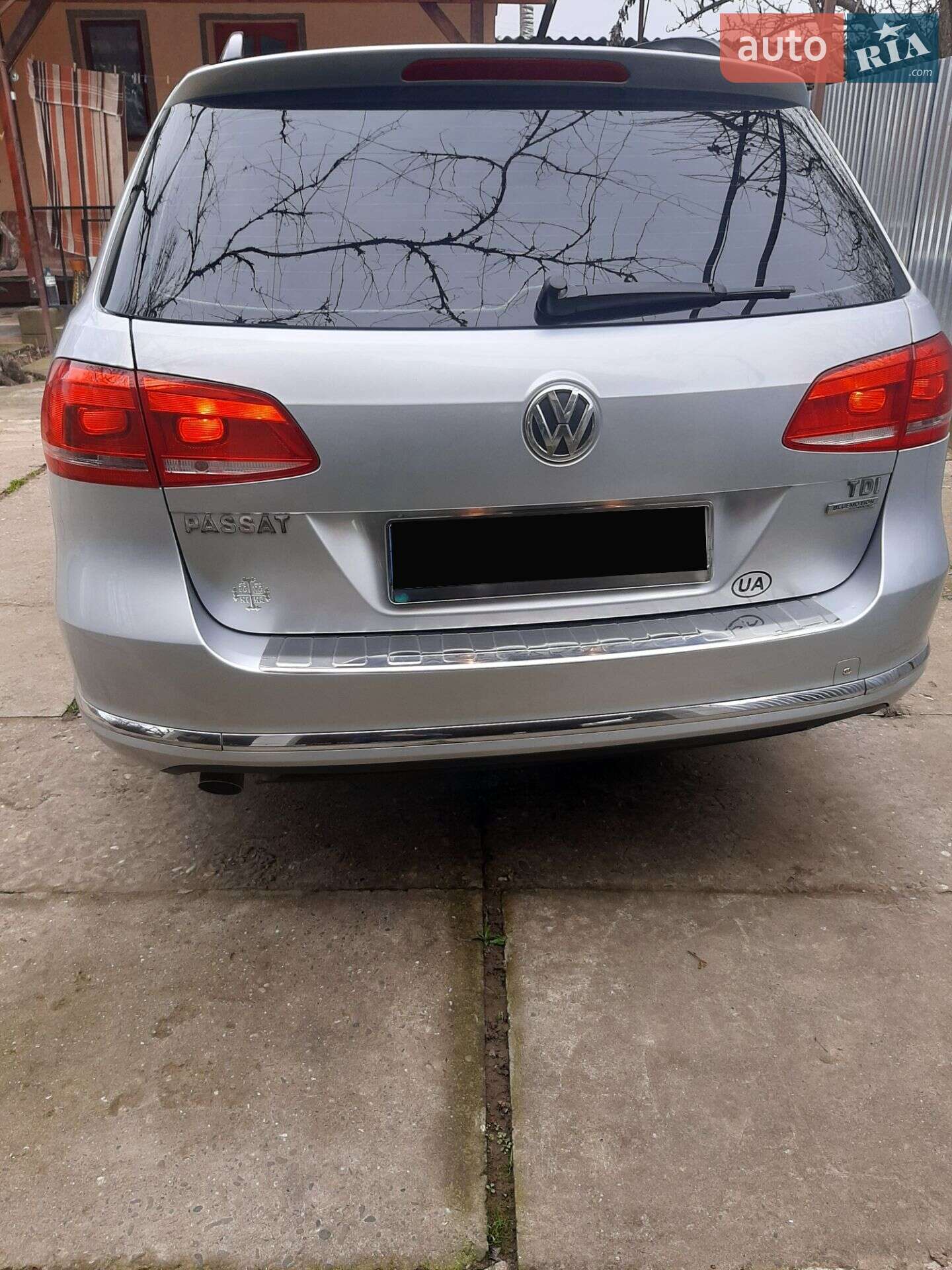 Volkswagen Passat 2011 VIN WVWZZZ3CZCE010676 фото оголошення 7 з 14