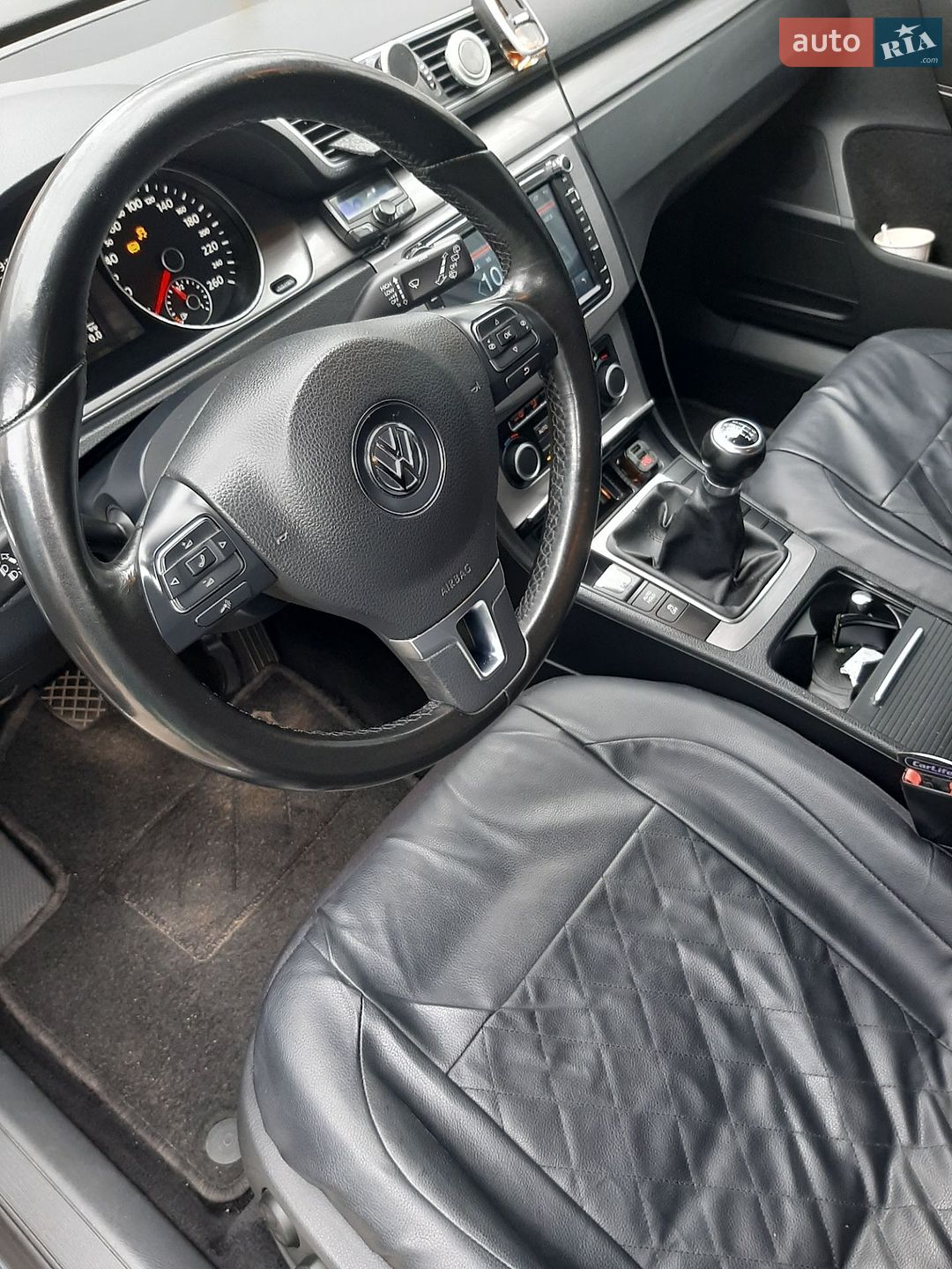 Volkswagen Passat 2011 VIN WVWZZZ3CZCE010676 фото оголошення 9 з 14