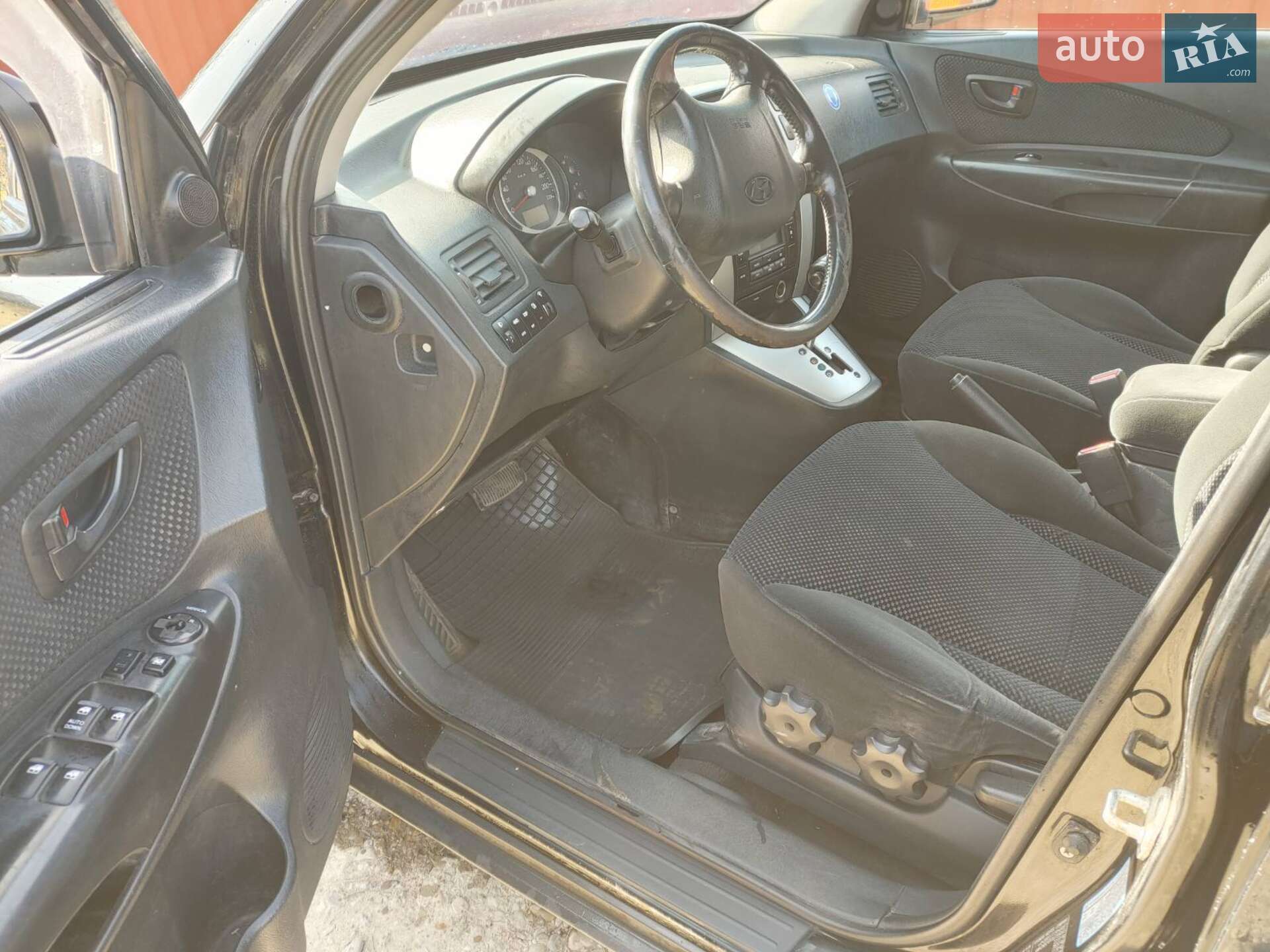 Hyundai Tucson 2008 VIN KMHJN81VP7U735065 фото оголошення 5 з 9