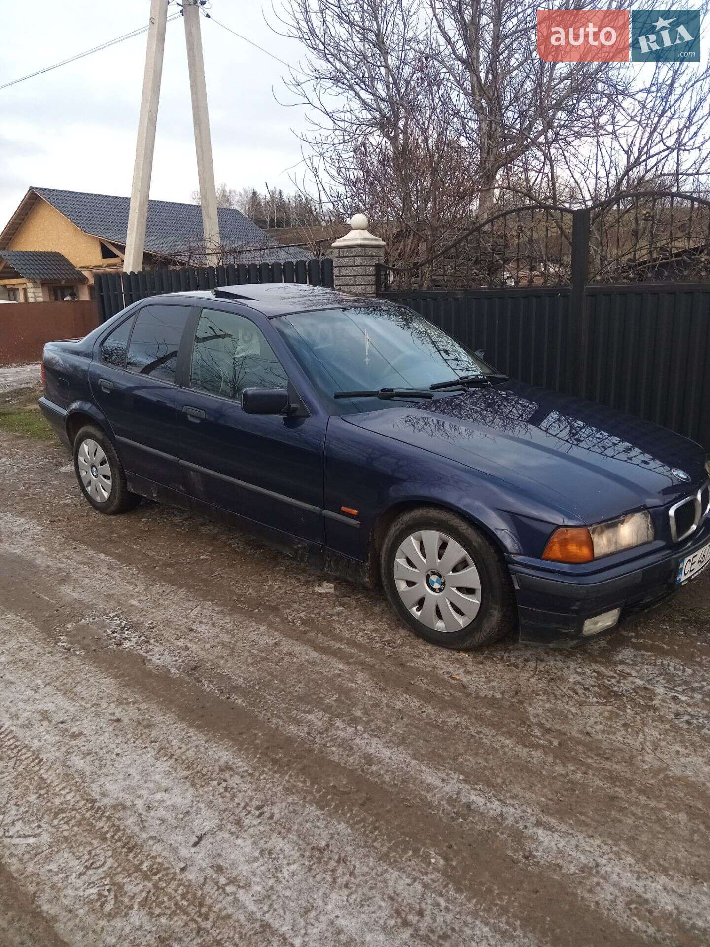 BMW 3 Series 1997 VIN XTC502000H0292432 фото оголошення 2 з 3