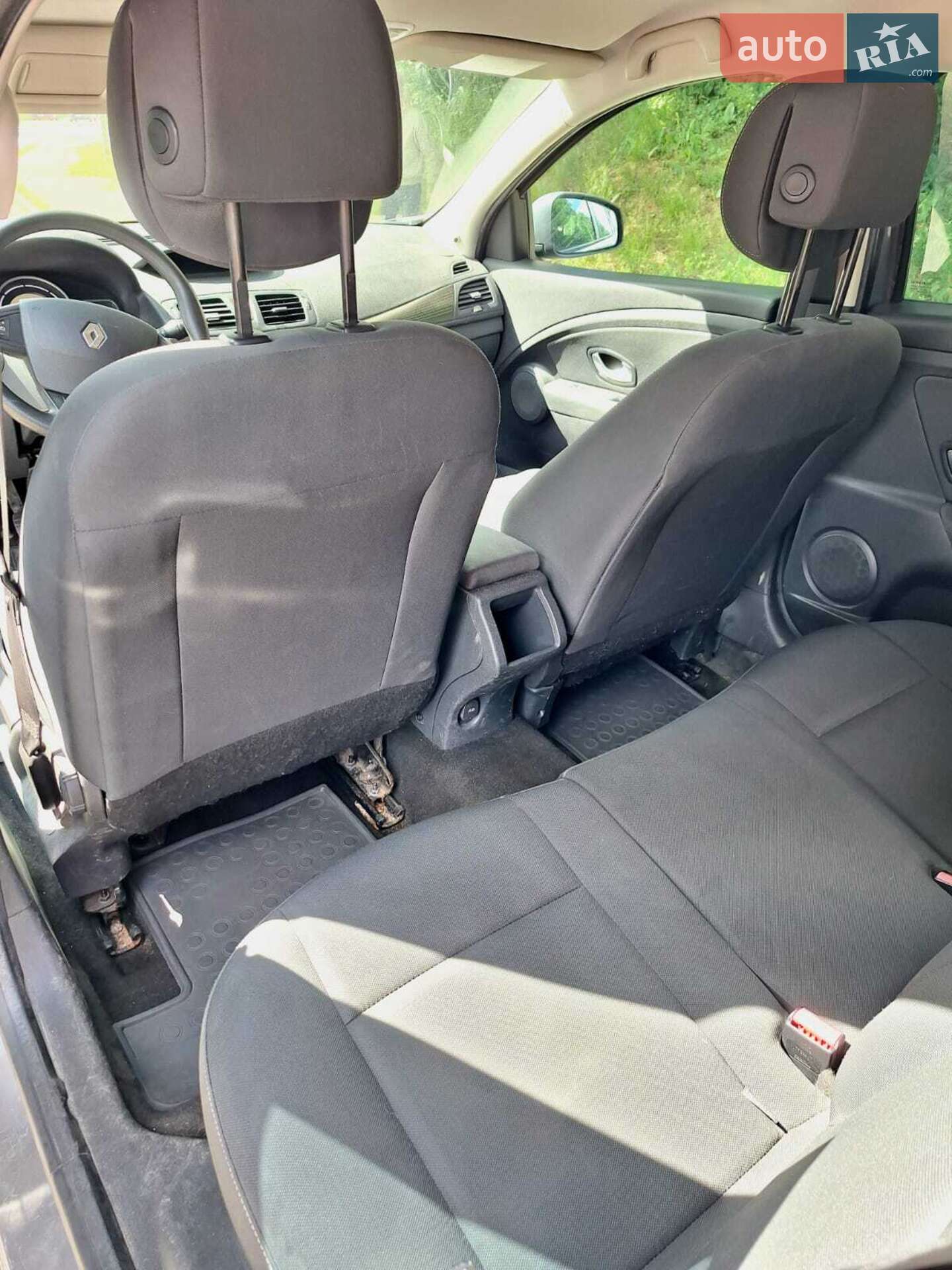Renault Megane 2010 VIN VF1KZ1A0543025239 фото оголошення 3 з 9