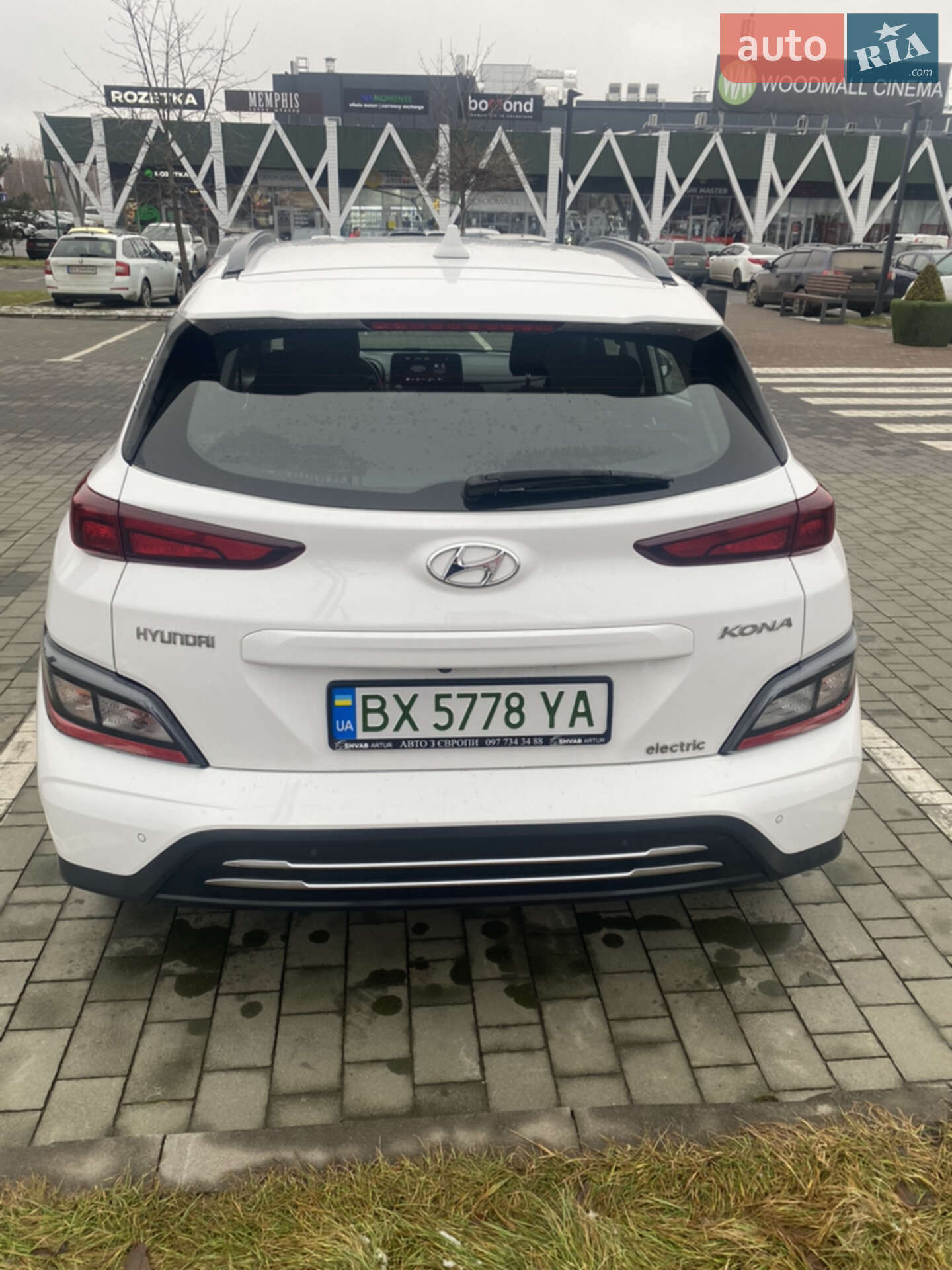 Hyundai Kona Electric 2021 VIN TMAK281HFMJ035779 фото оголошення 2 з 25
