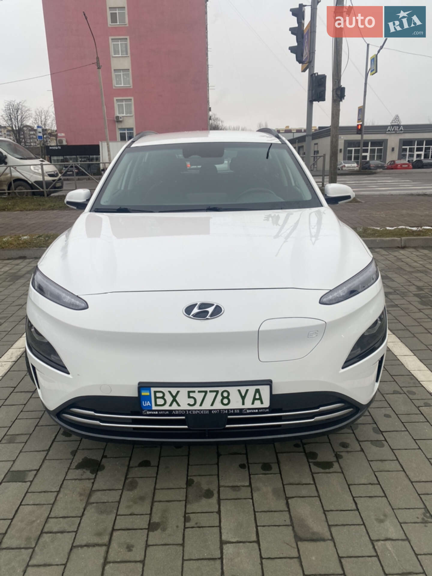 Hyundai Kona Electric 2021 VIN TMAK281HFMJ035779 фото оголошення 3 з 25