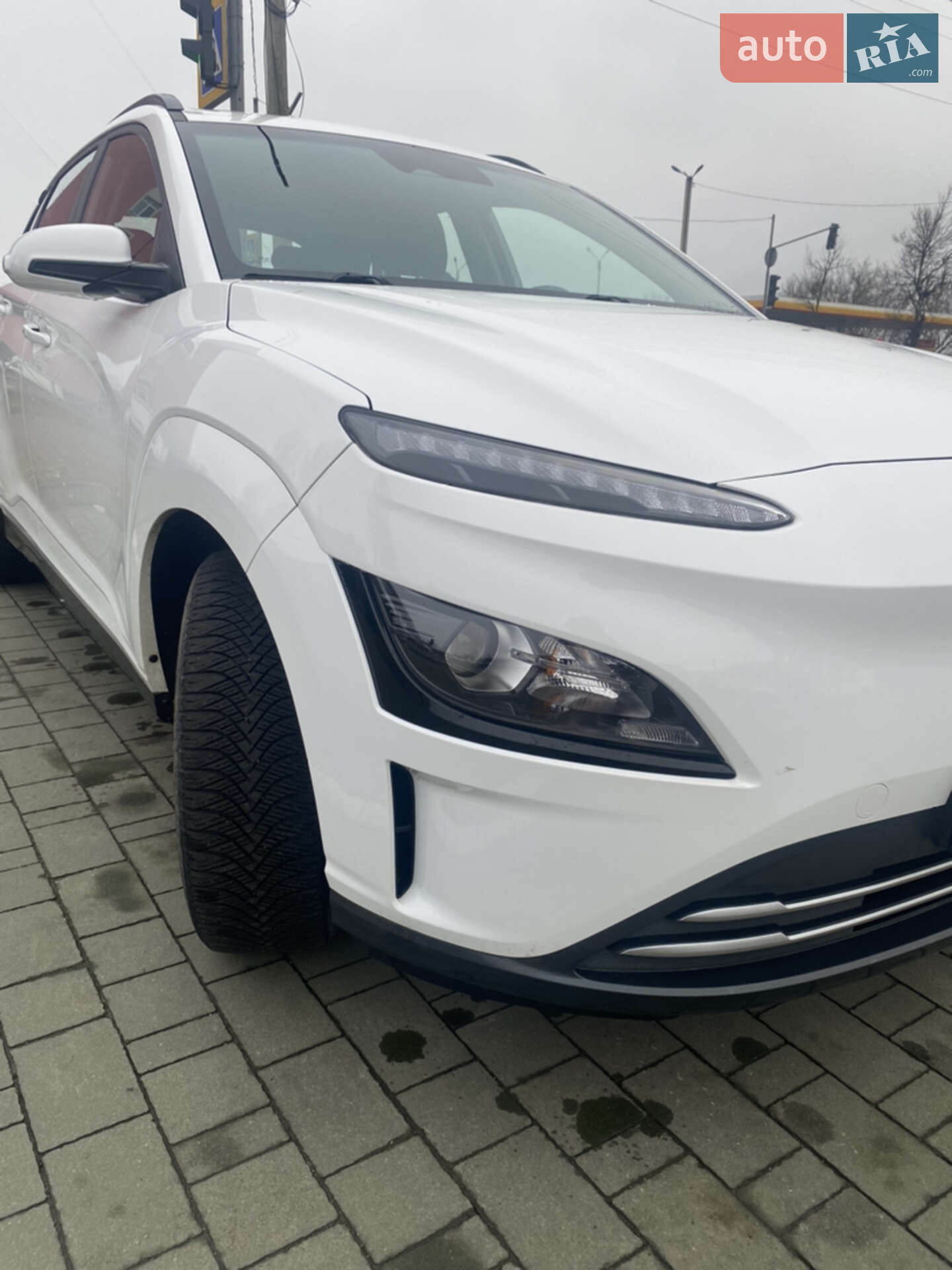 Hyundai Kona Electric 2021 VIN TMAK281HFMJ035779 фото оголошення 8 з 25