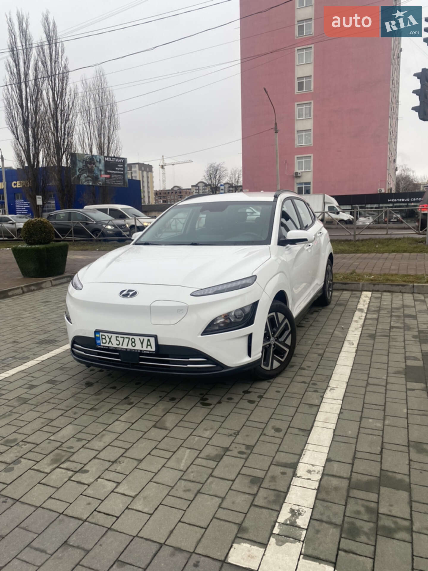Hyundai Kona Electric 2021 VIN TMAK281HFMJ035779 фото оголошення 11 з 25