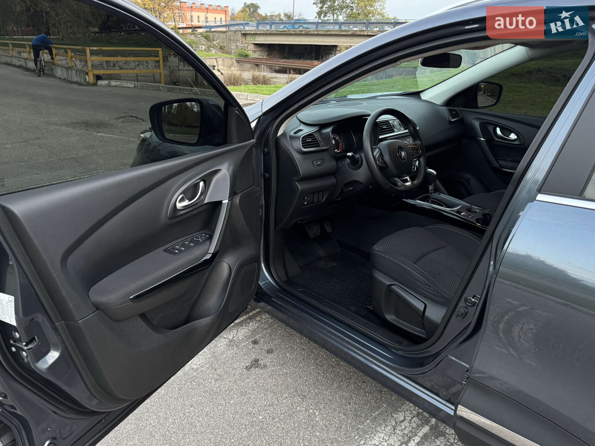 Renault Kadjar 2020 VIN VF1RFE00564990100 фото оголошення 18 з 31
