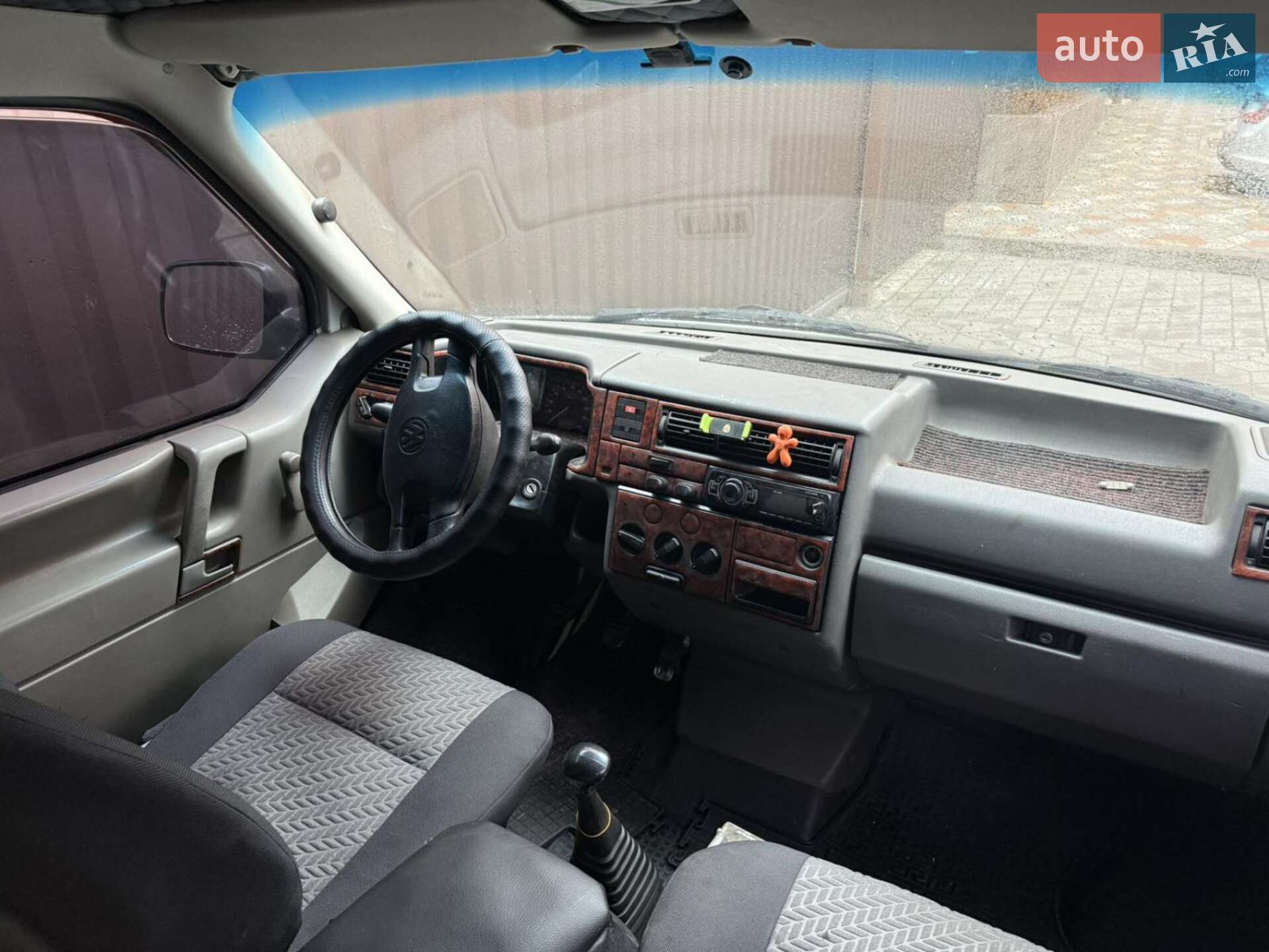 Volkswagen Transporter 1999 VIN WV1ZZZ70ZXH048505 фото оголошення 4 з 8
