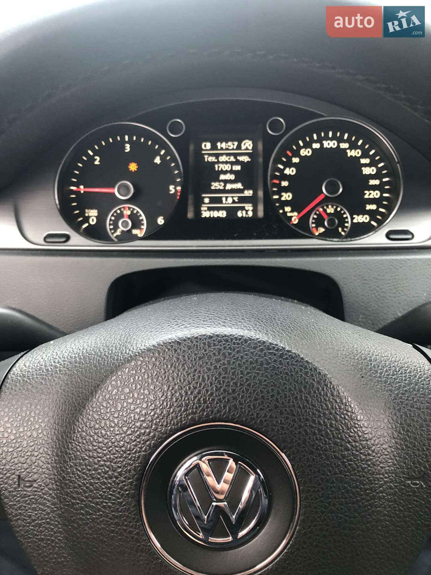Volkswagen Passat 2010 VIN WVWZZZ3CZBP303065 фото оголошення 12 з 15