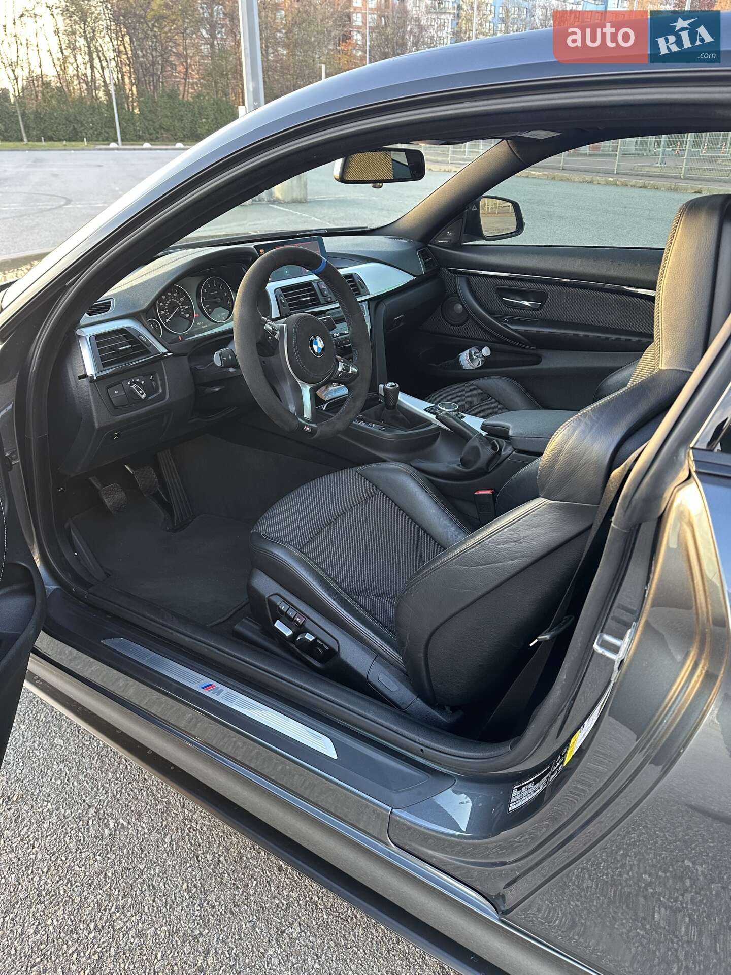 BMW 4 Series 2018 VIN WBA4W9C55KAF94707 фото оголошення 12 з 16