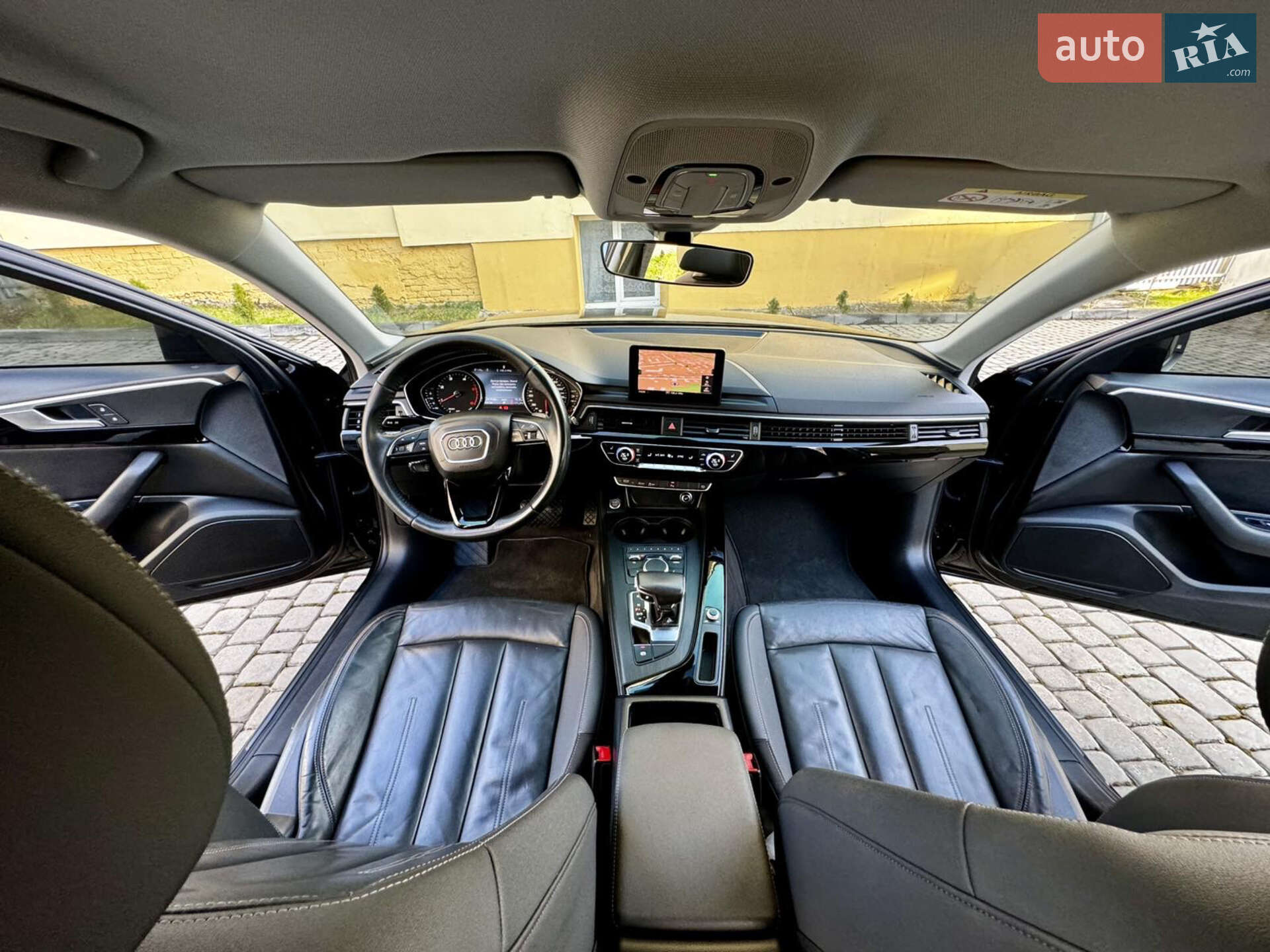 Audi A4 2019 VIN WAUZZZF47KA079088 фото оголошення 8 з 37
