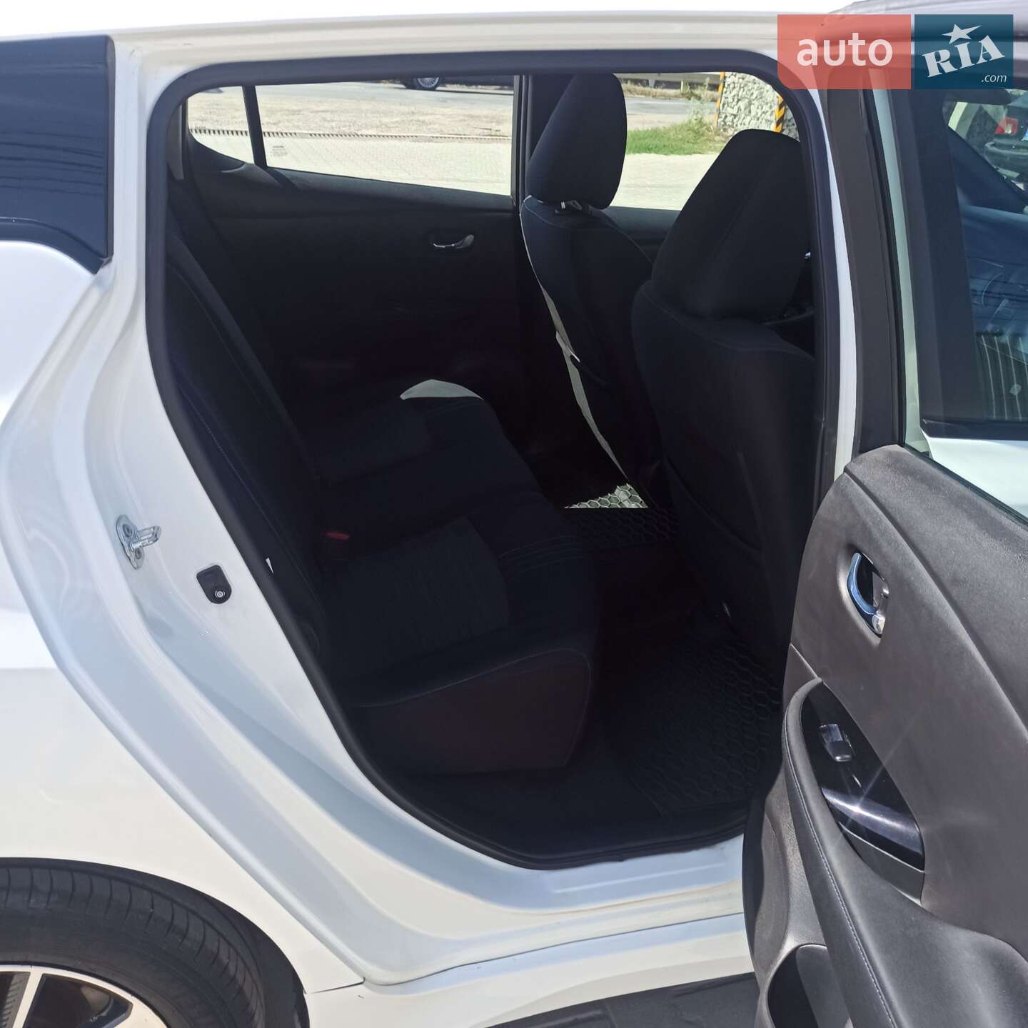 Nissan Leaf 2018 VIN SJNFAAZE1U0029821 фото оголошення 13 з 52