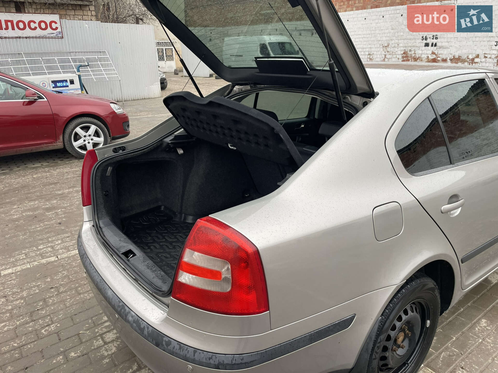 Skoda Octavia 2006 VIN TMBBD41Z77B152132 фото оголошення 10 з 24