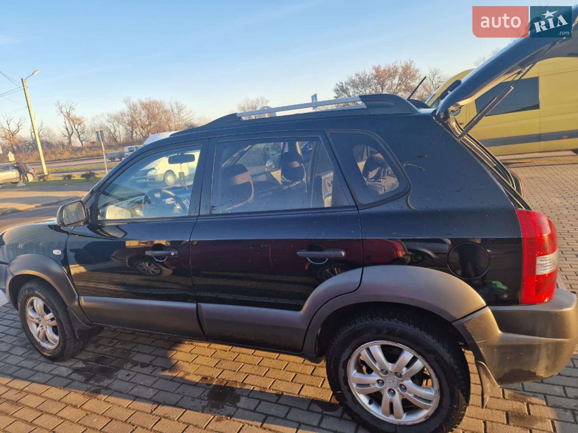 Hyundai Tucson 2007 VIN KMHJM81BP8U806635 фото оголошення 17 з 62