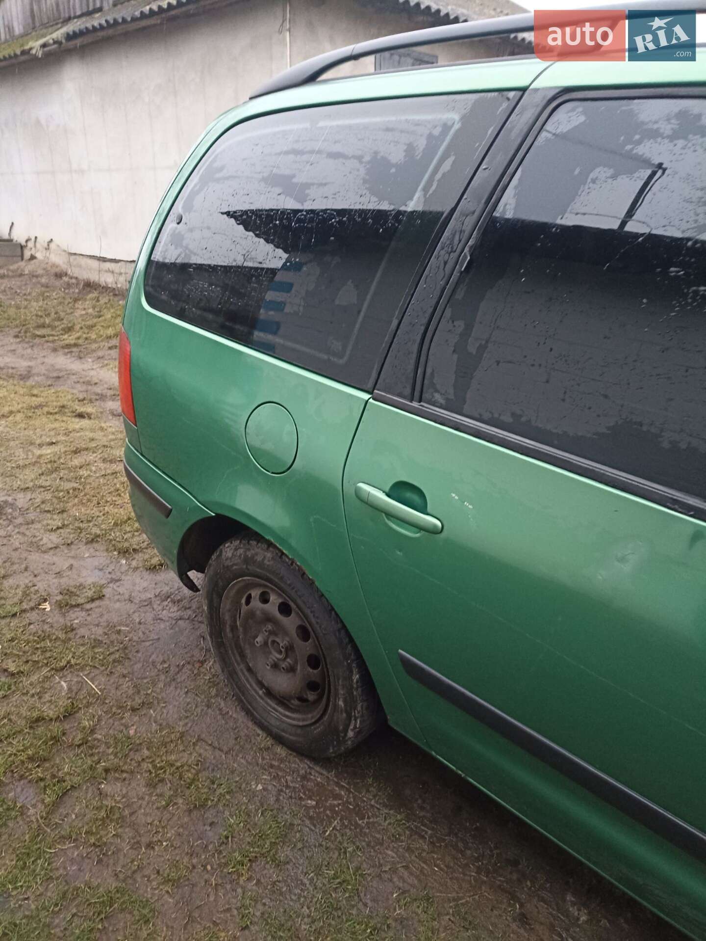 Volkswagen Sharan 2000 VIN WVWZZZ7MZ1V002461 фото оголошення 4 з 12