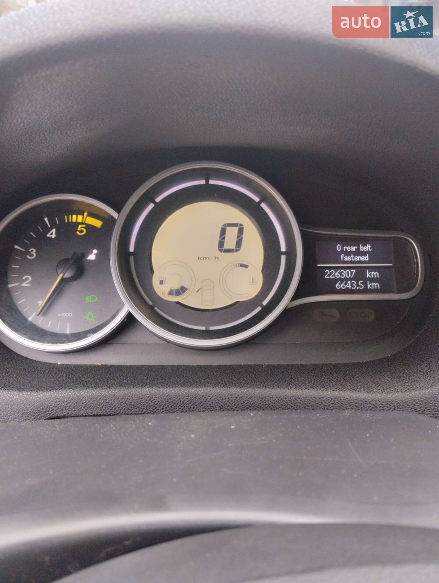 Renault Megane 2010 VIN VF1KZ1A0543025239 фото оголошення 12 з 16