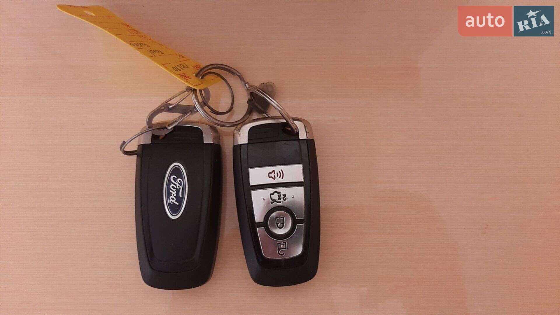 Ford Fusion 2018 VIN 3FA6P0LU9JR170370 фото оголошення 33 з 36