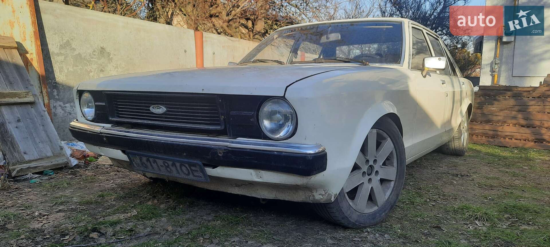 Ford Granada 1982 VIN WF0GAG00RCUR46320 фото оголошення 4 з 6