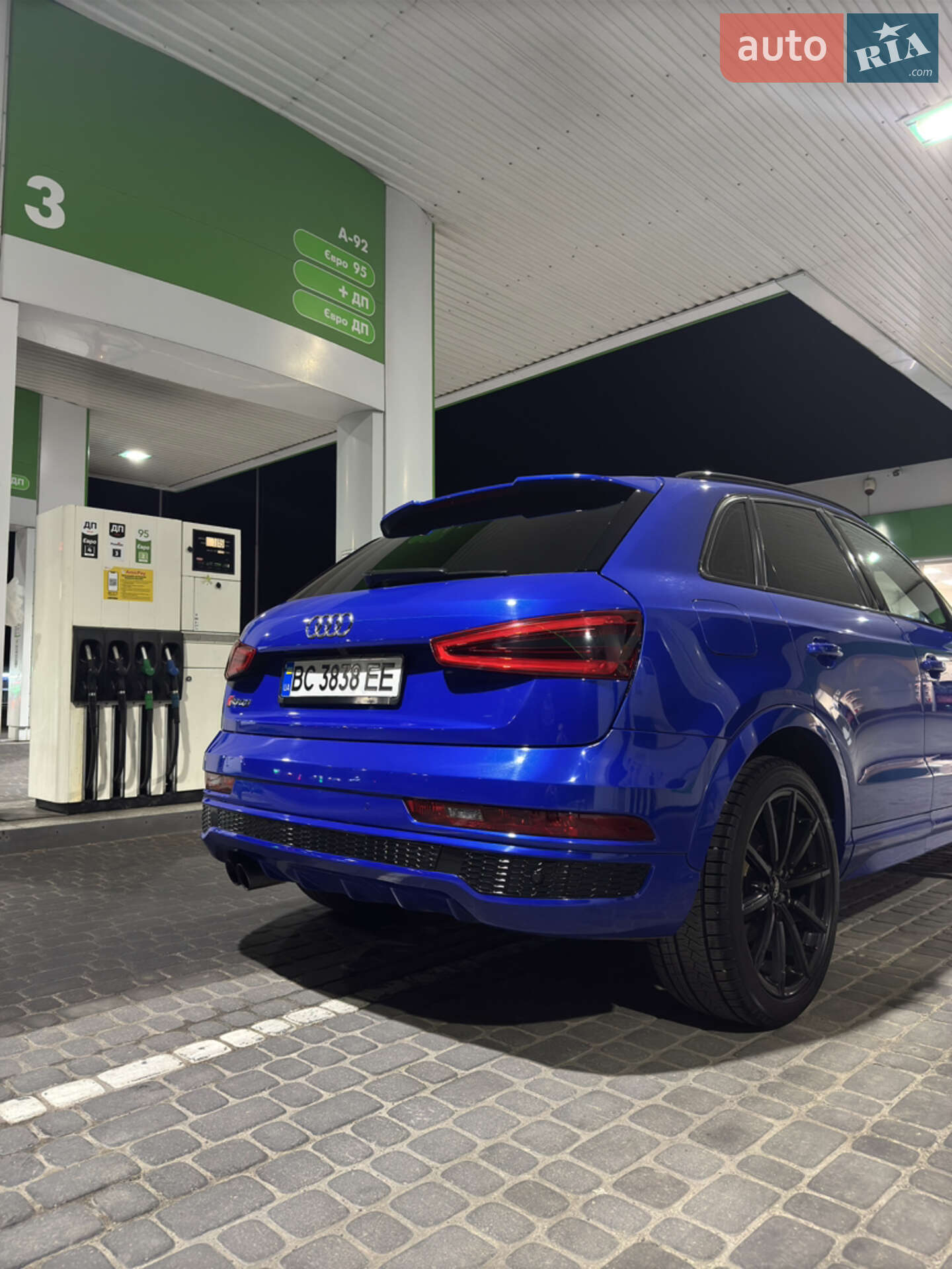 Audi Q3 2018 VIN WA1HCCFS0JR030594 фото оголошення 8 з 31