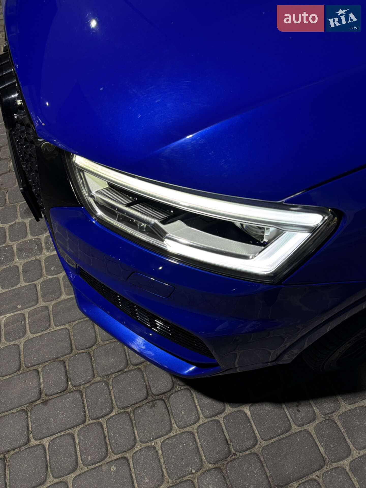 Audi Q3 2018 VIN WA1HCCFS0JR030594 фото оголошення 12 з 31