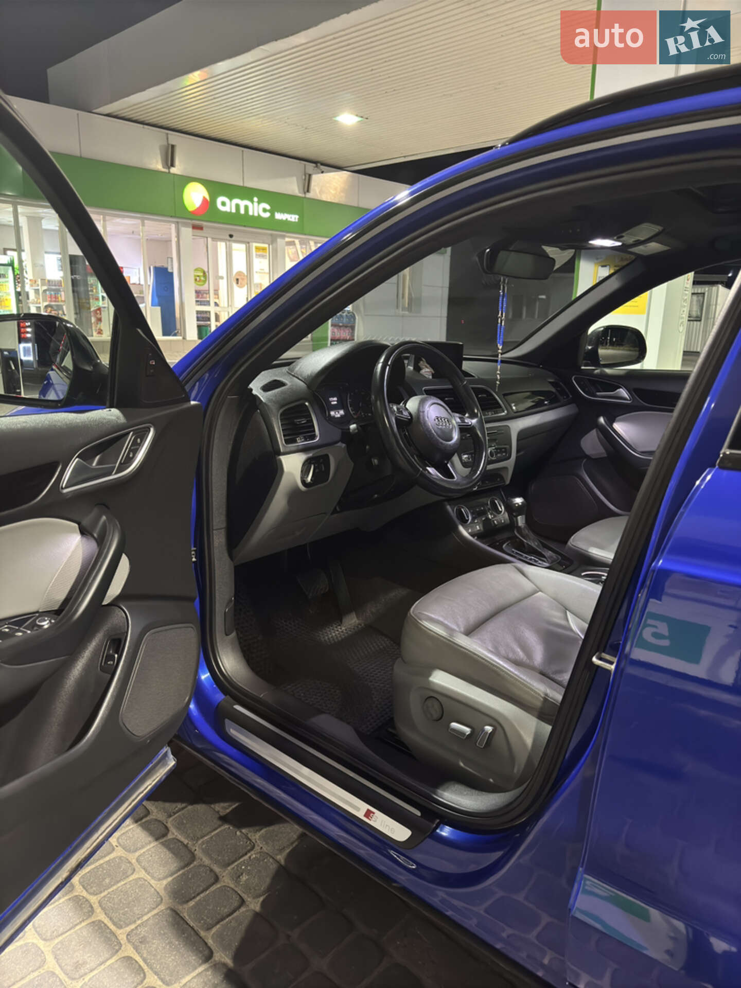 Audi Q3 2018 VIN WA1HCCFS0JR030594 фото оголошення 22 з 31