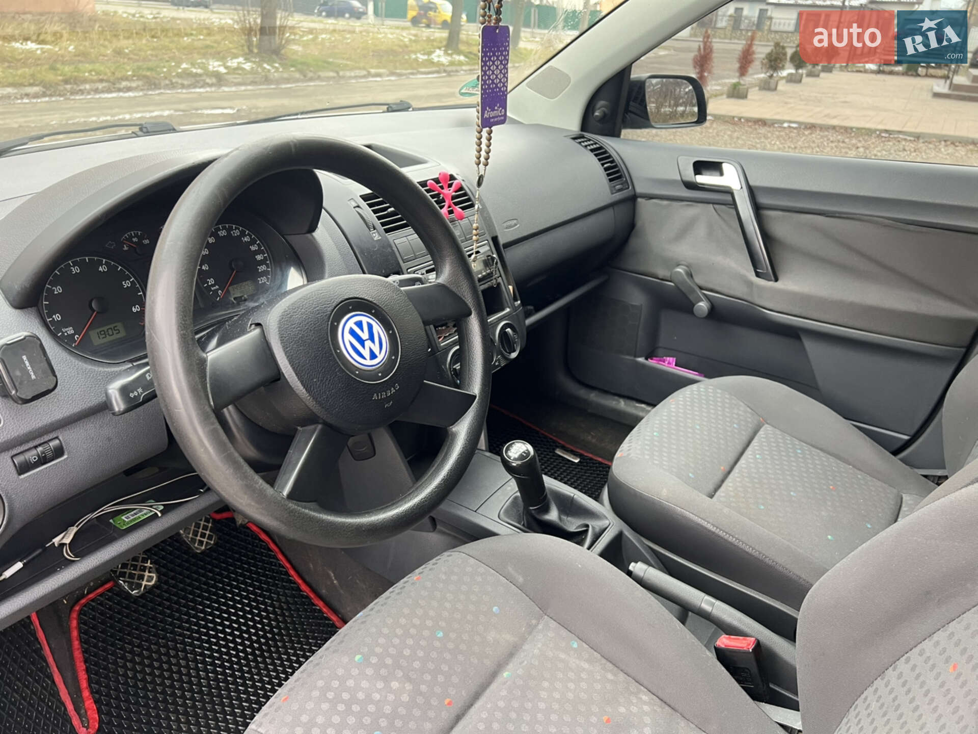 Volkswagen Polo 2003 VIN WVWZZZ9NZ3Y121508 фото оголошення 5 з 13