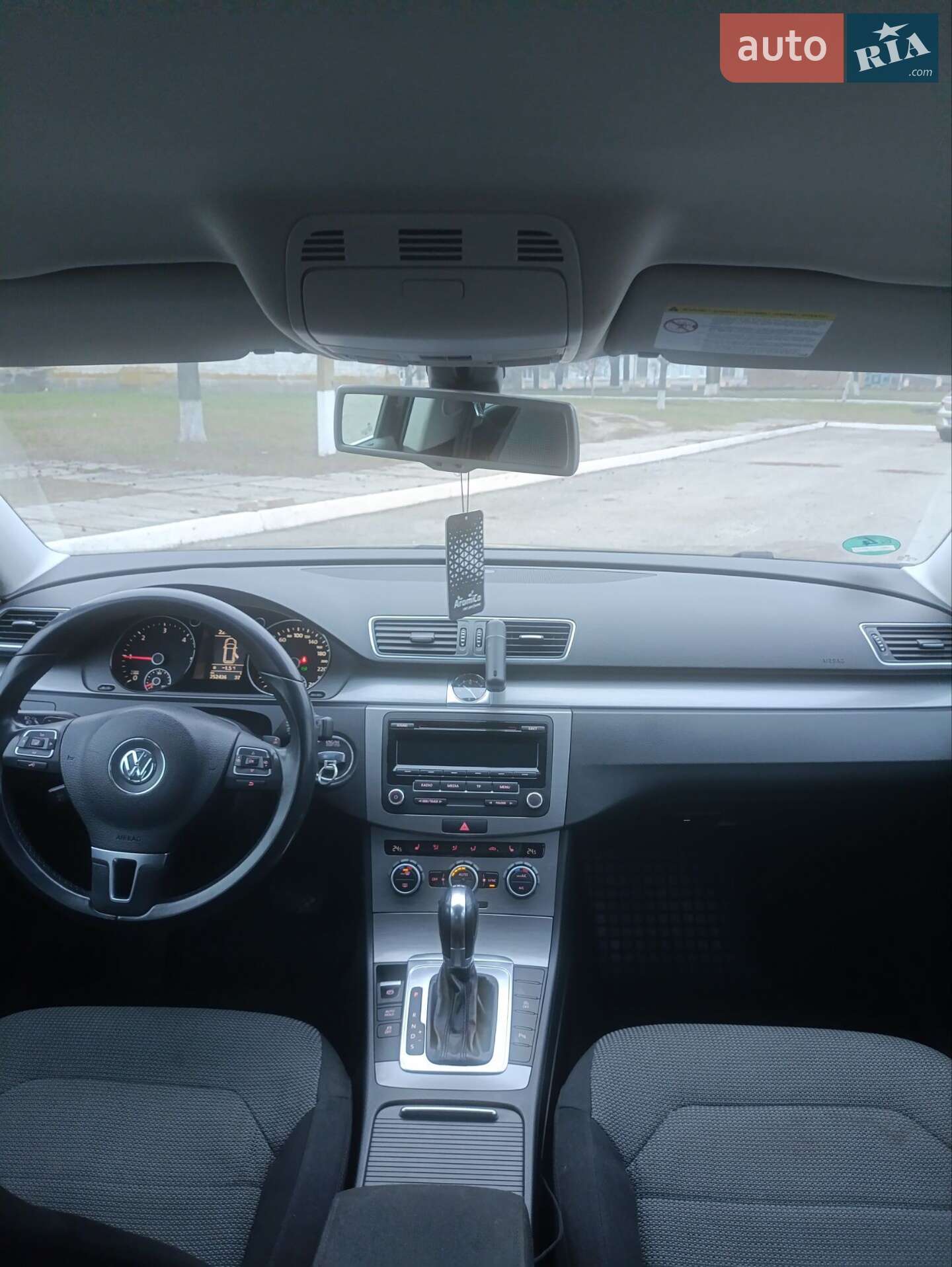 Volkswagen Passat 2012 VIN WVWZZZ3CZDE006662 фото оголошення 18 з 36