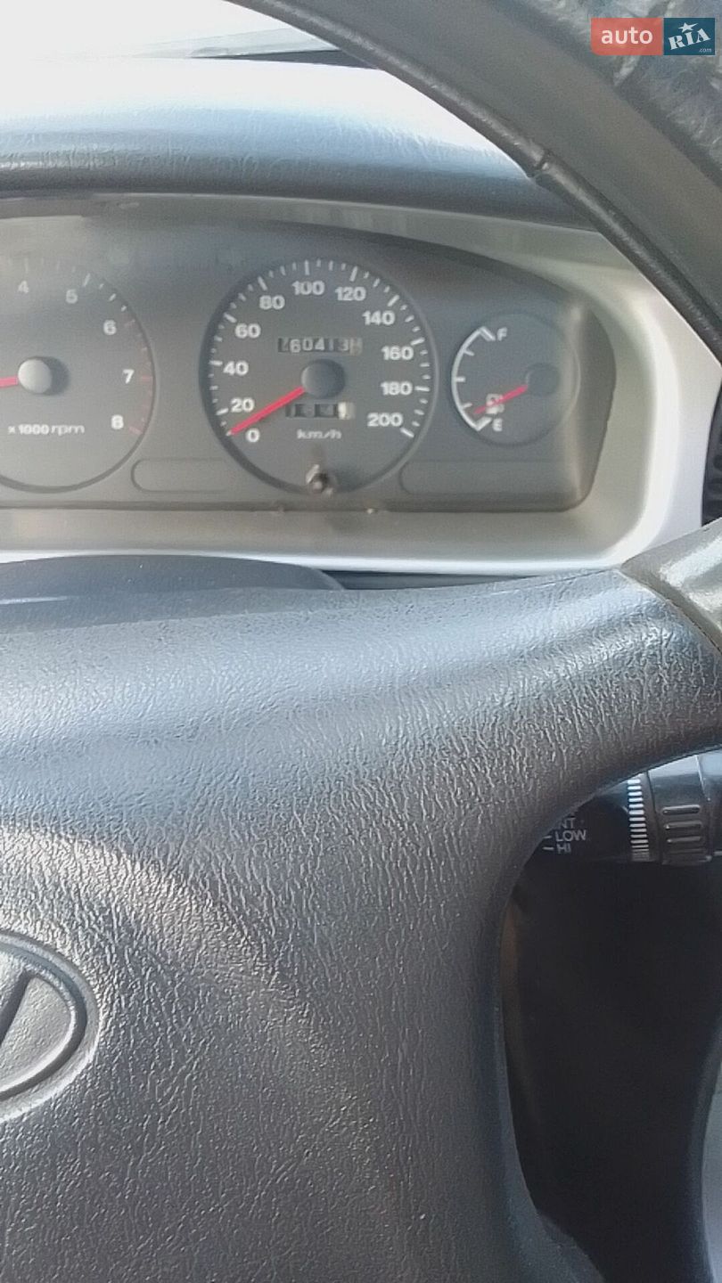 Hyundai Sonata 1997 VIN KMHCF31FPVU773820 фото оголошення 3 з 19