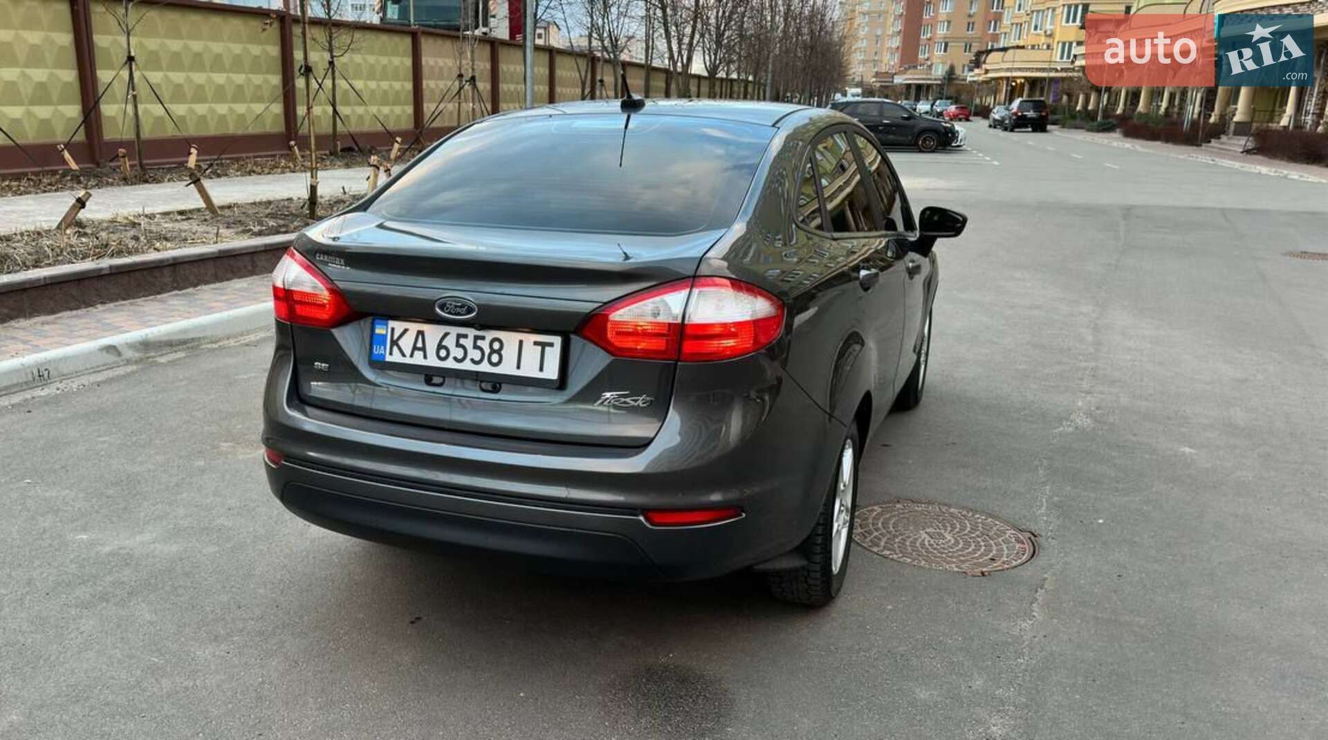 Ford Fiesta 2018 VIN 3FADP4BJ9JM120121 фото оголошення 9 з 31