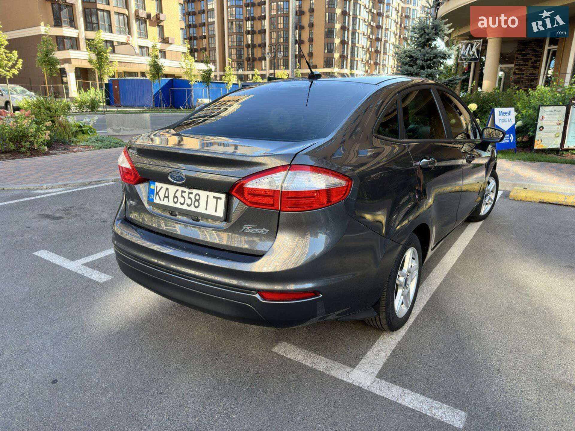 Ford Fiesta 2018 VIN 3FADP4BJ9JM120121 фото оголошення 29 з 31