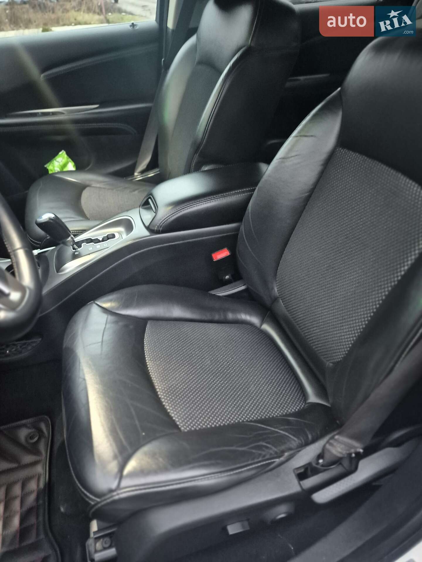 Dodge Journey 2017 VIN 3C4PDDGGXHT644343 фото оголошення 6 з 11