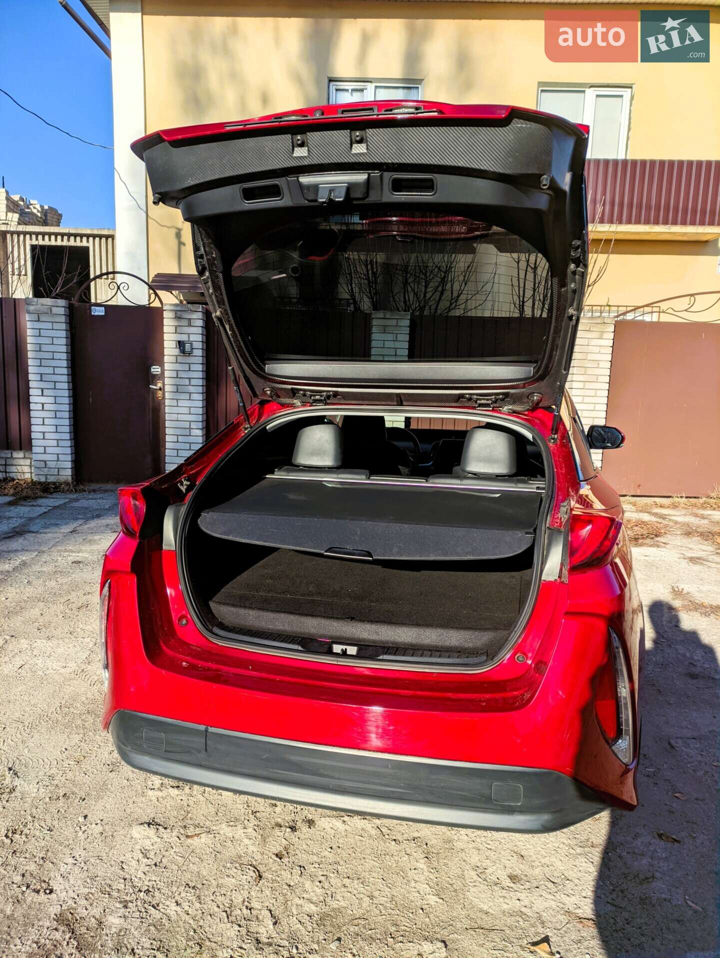 Toyota Prius Prime 2017 VIN JTDKARFP5H3065158 фото оголошення 10 з 27