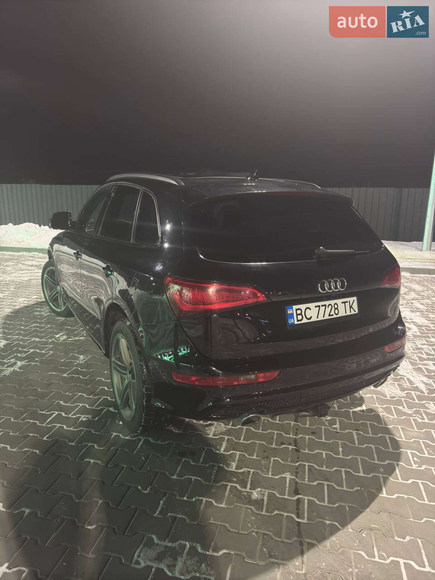 Audi Q5 2013 VIN WA1DMAFP7EA056187 фото оголошення 4 з 28