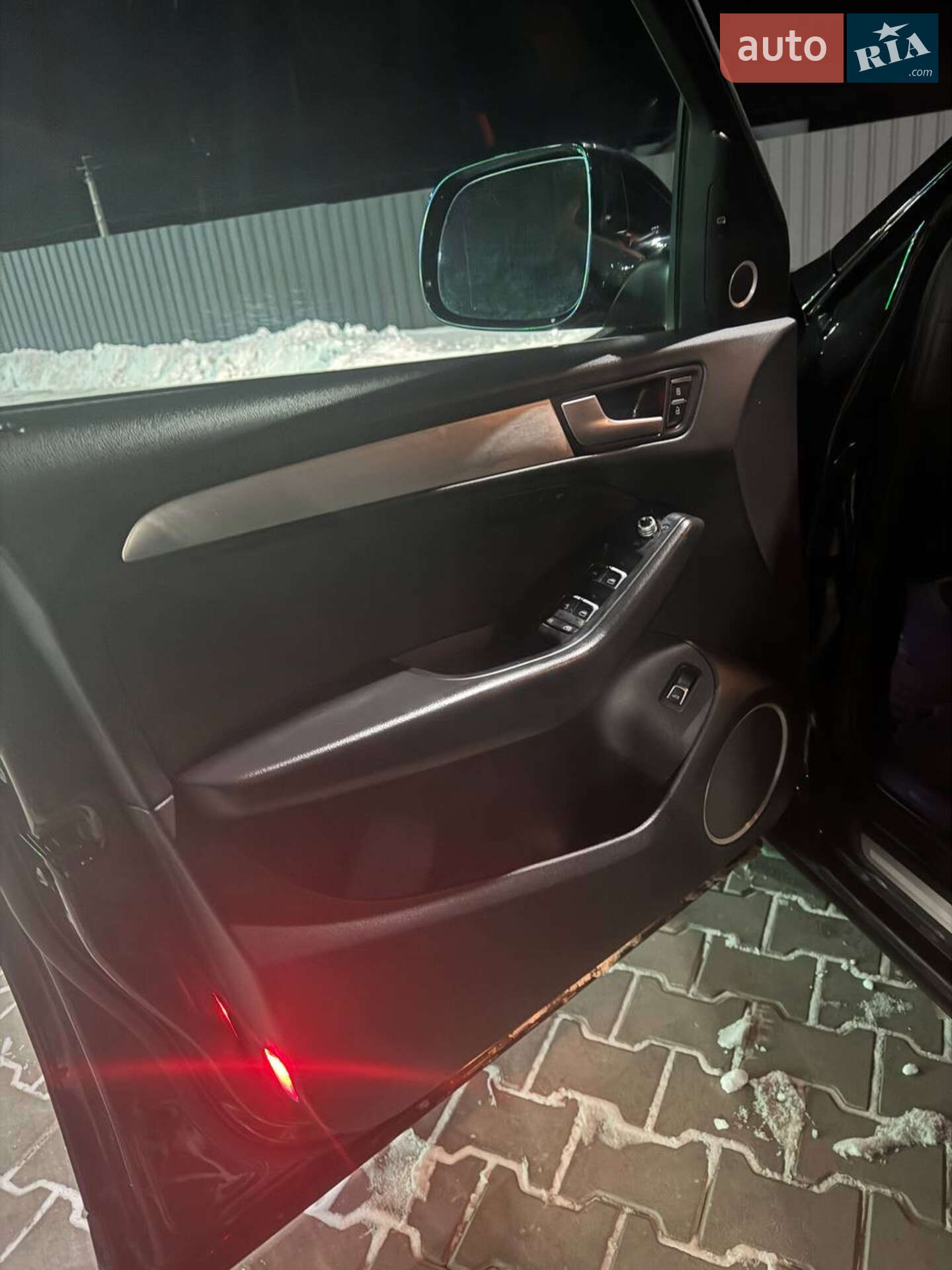 Audi Q5 2013 VIN WA1DMAFP7EA056187 фото оголошення 13 з 28
