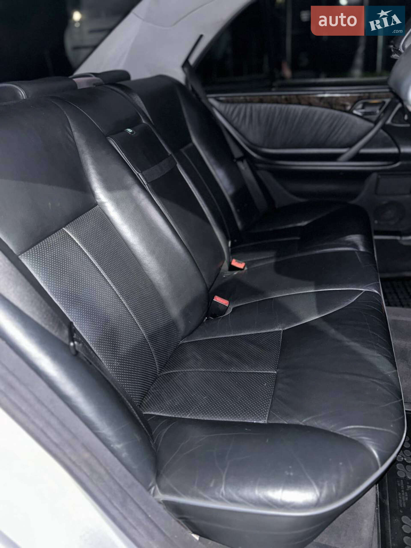 Mercedes-Benz E-Class 2001 VIN WDB2100261B442732 фото оголошення 43 з 51