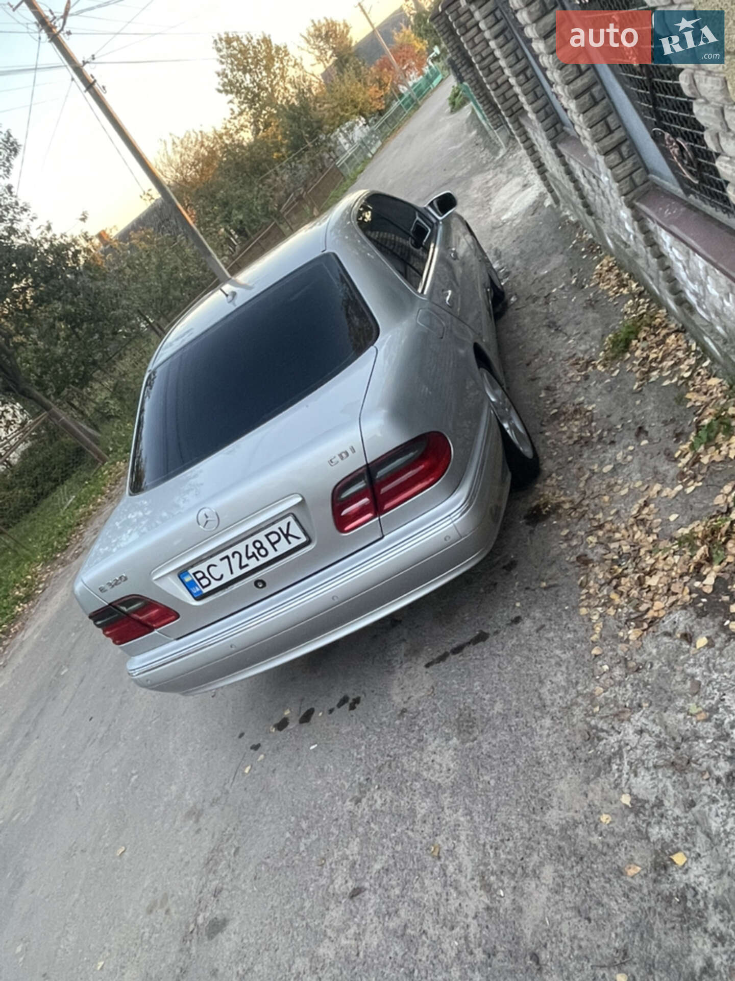 Mercedes-Benz E-Class 2001 VIN WDB2100261B442732 фото оголошення 48 з 51