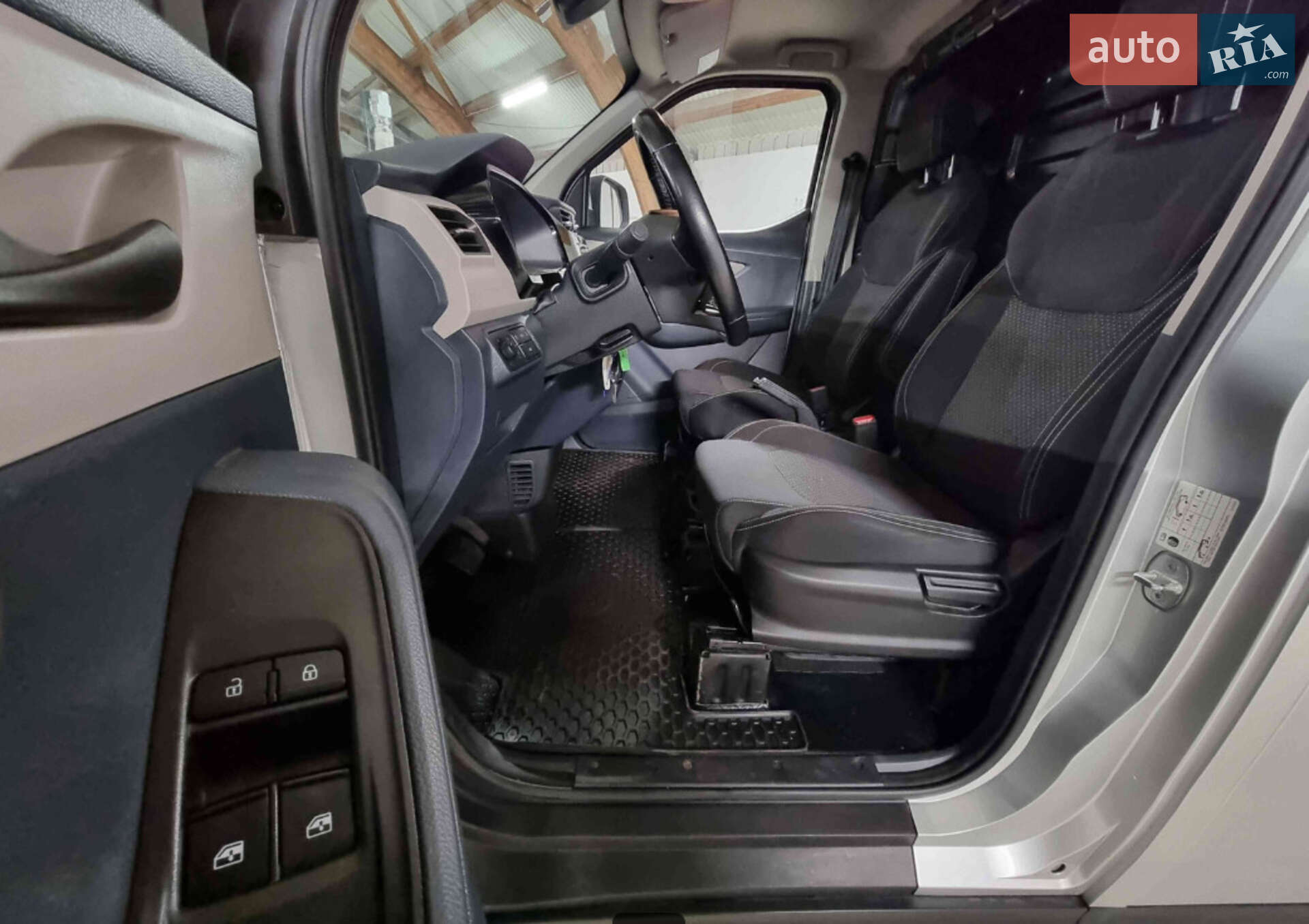 Maxus e-Deliver 3 2020 VIN LSH14C4C3LA079628 фото оголошення 12 з 20
