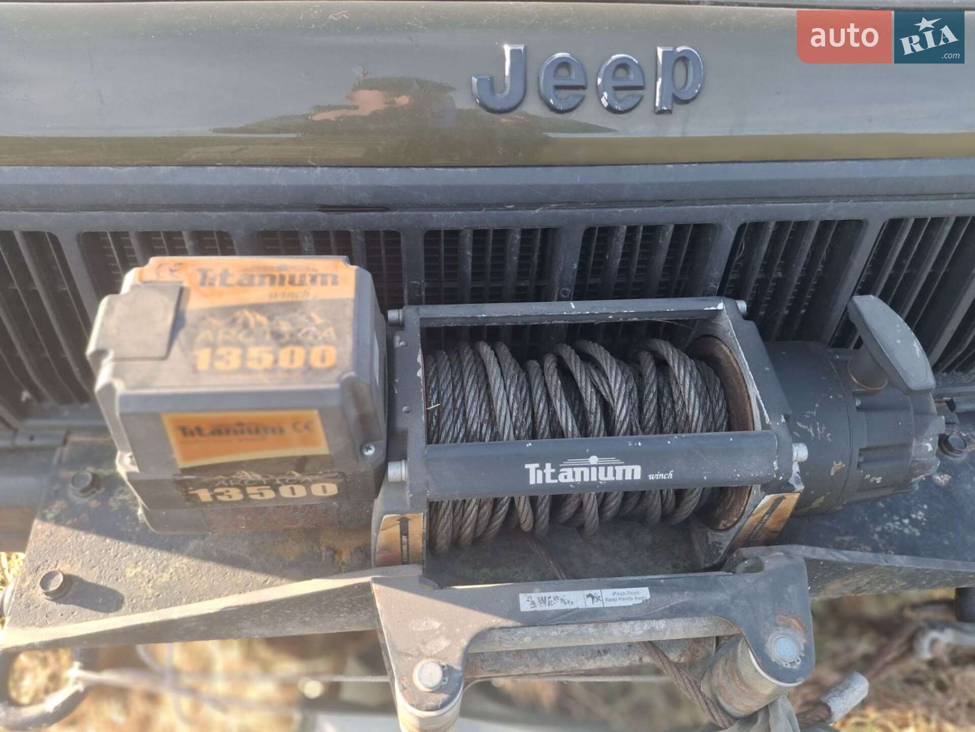 Jeep Cherokee 1992 VIN 1J4FJ28P6PL516533 фото оголошення 5 з 6
