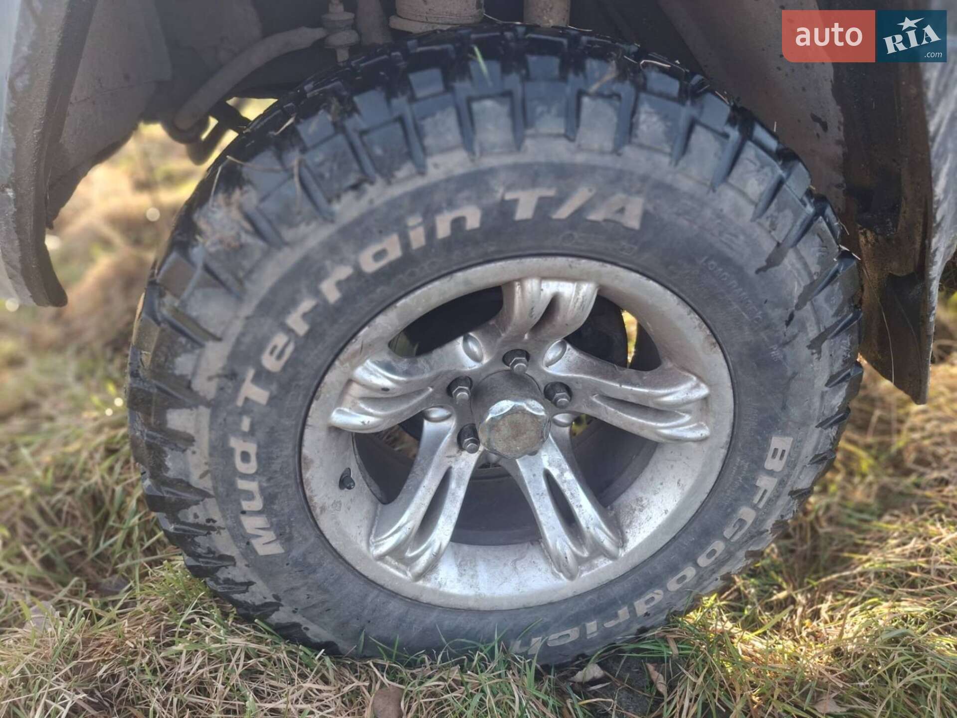 Jeep Cherokee 1992 VIN 1J4FJ28P6PL516533 фото оголошення 6 з 6