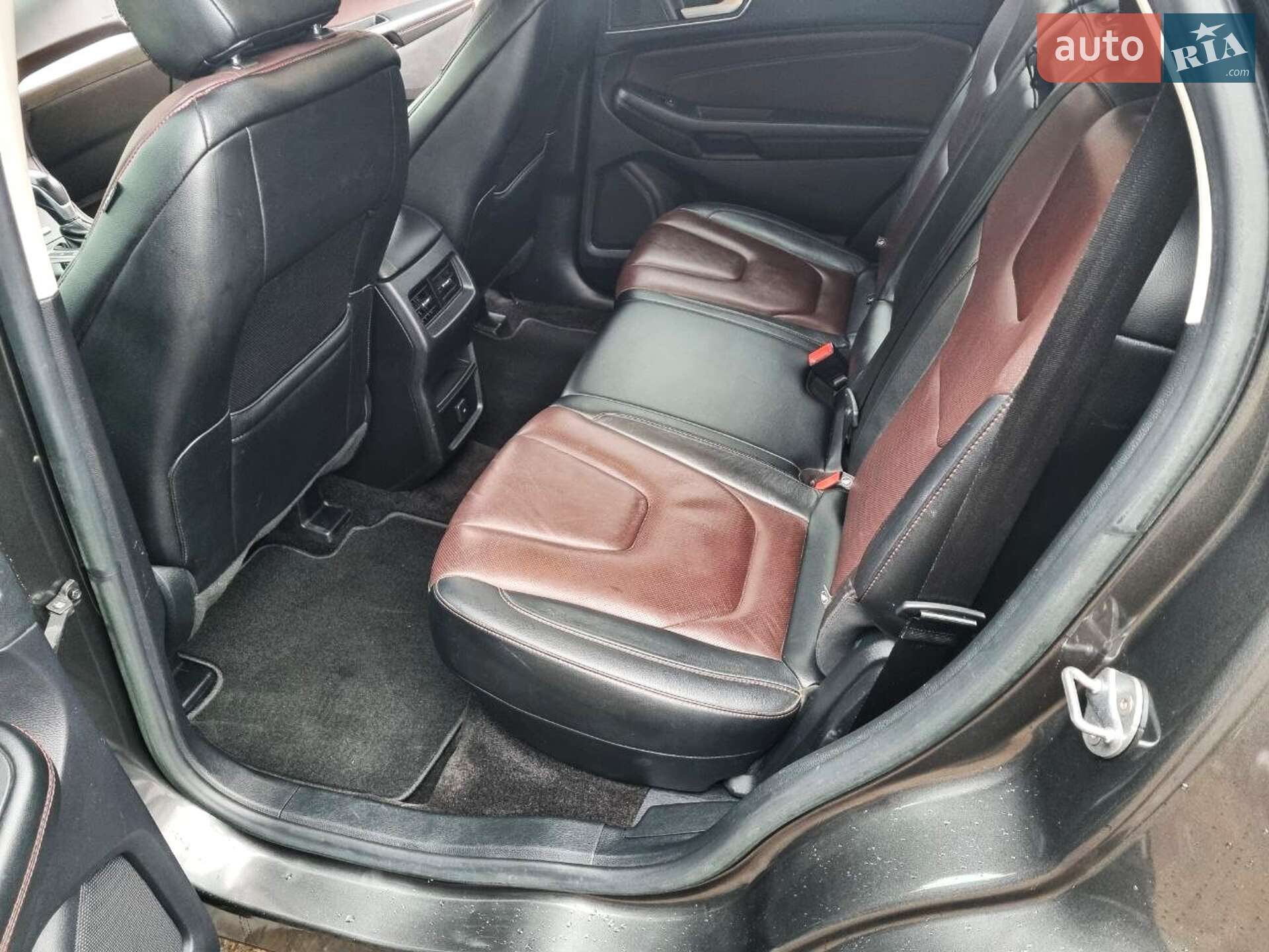 Ford Edge 2018 VIN 2FMPK3G92JBC46526 фото оголошення 3 з 32