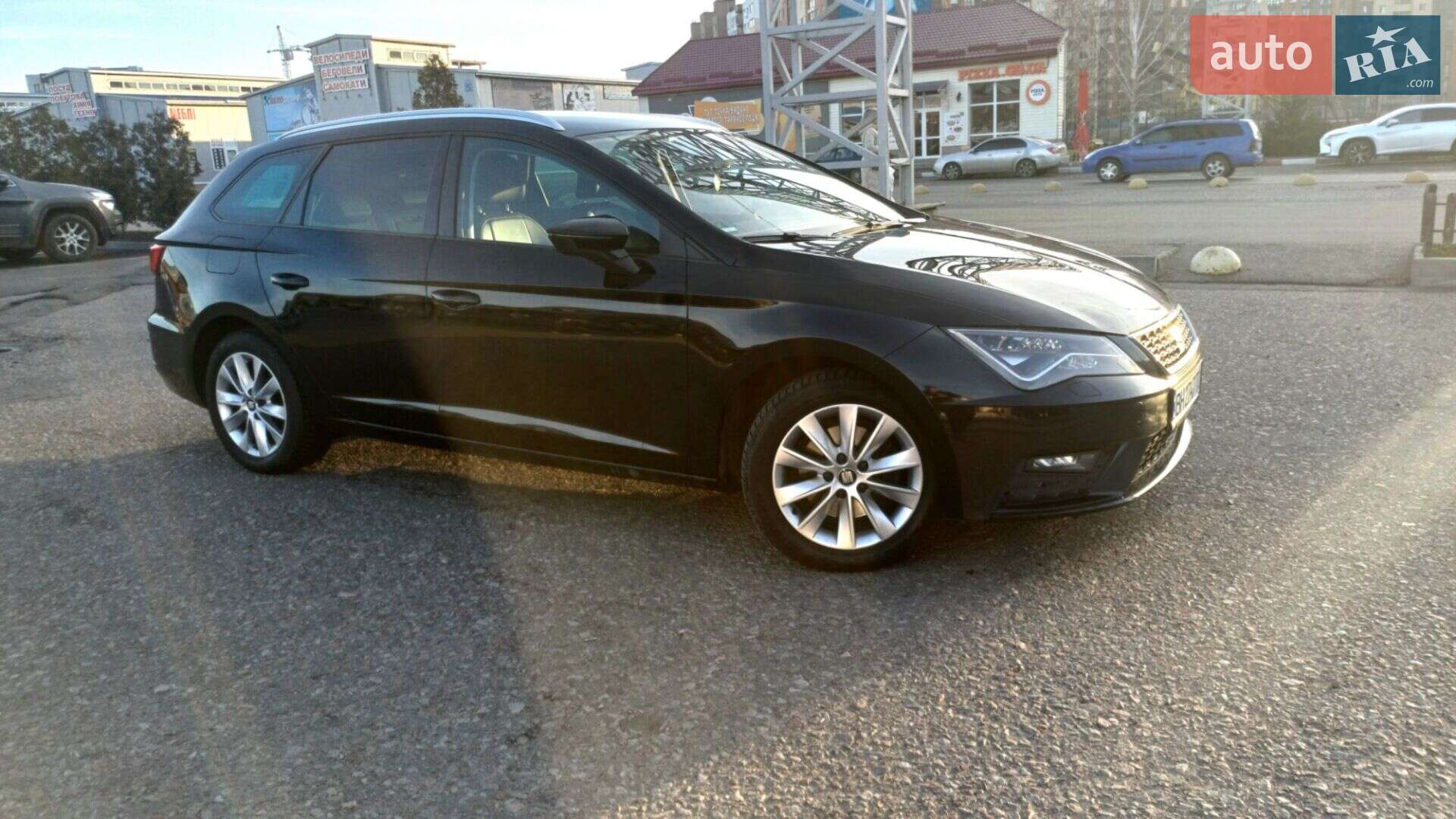 SEAT Leon 2019 VIN VSSZZZ5FZKR115141 фото оголошення 8 з 34