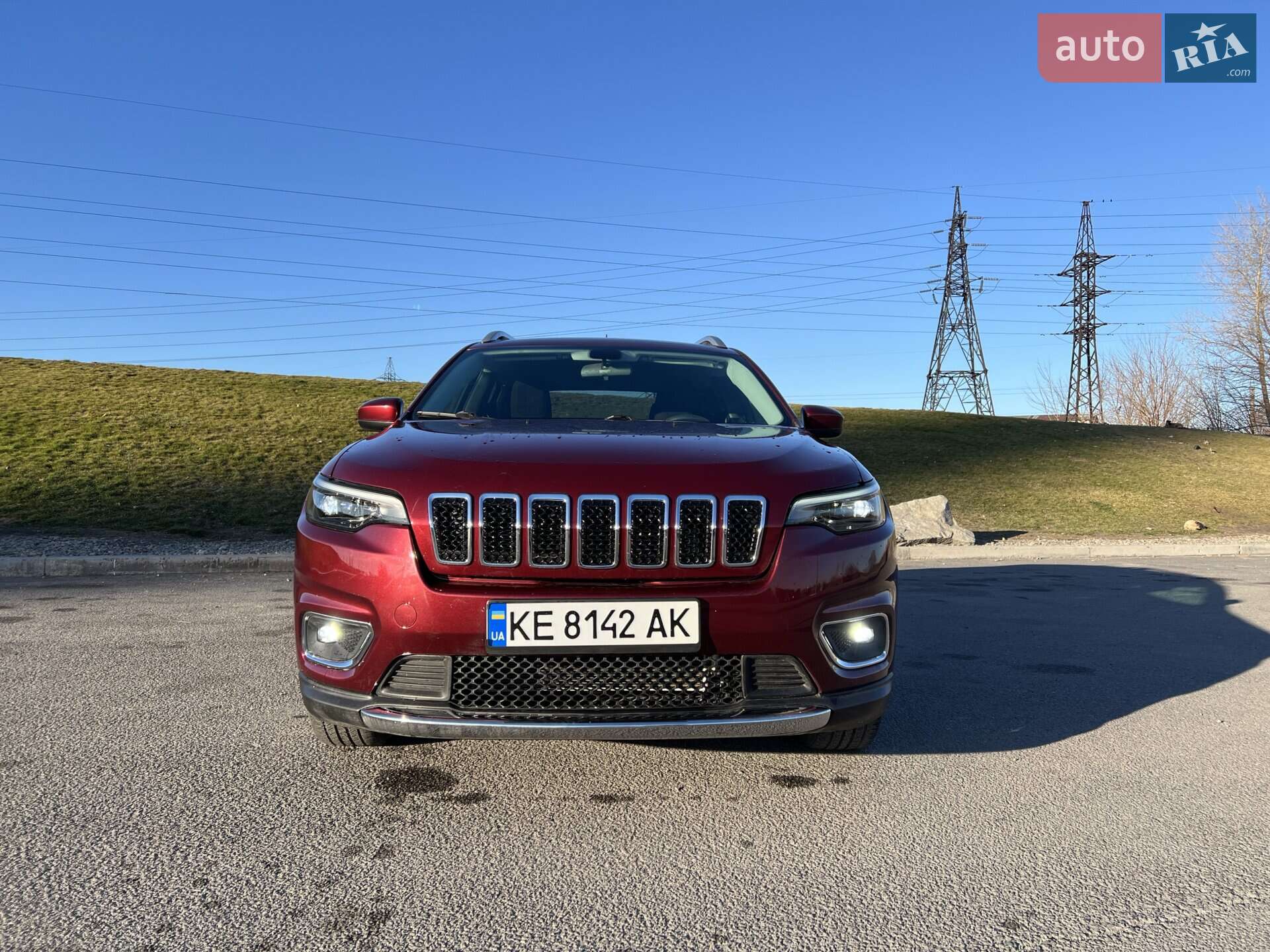 Jeep Cherokee 2019 VIN 1C4PJLCB3KD490455 фото оголошення 12 з 17