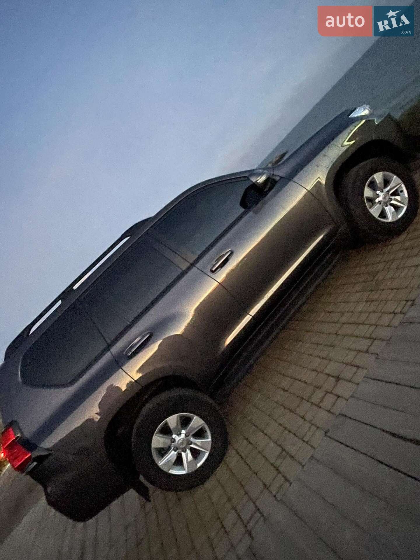 Toyota Land Cruiser Prado 2019 VIN JTEBX3FJ30K313811 фото оголошення 30 з 40