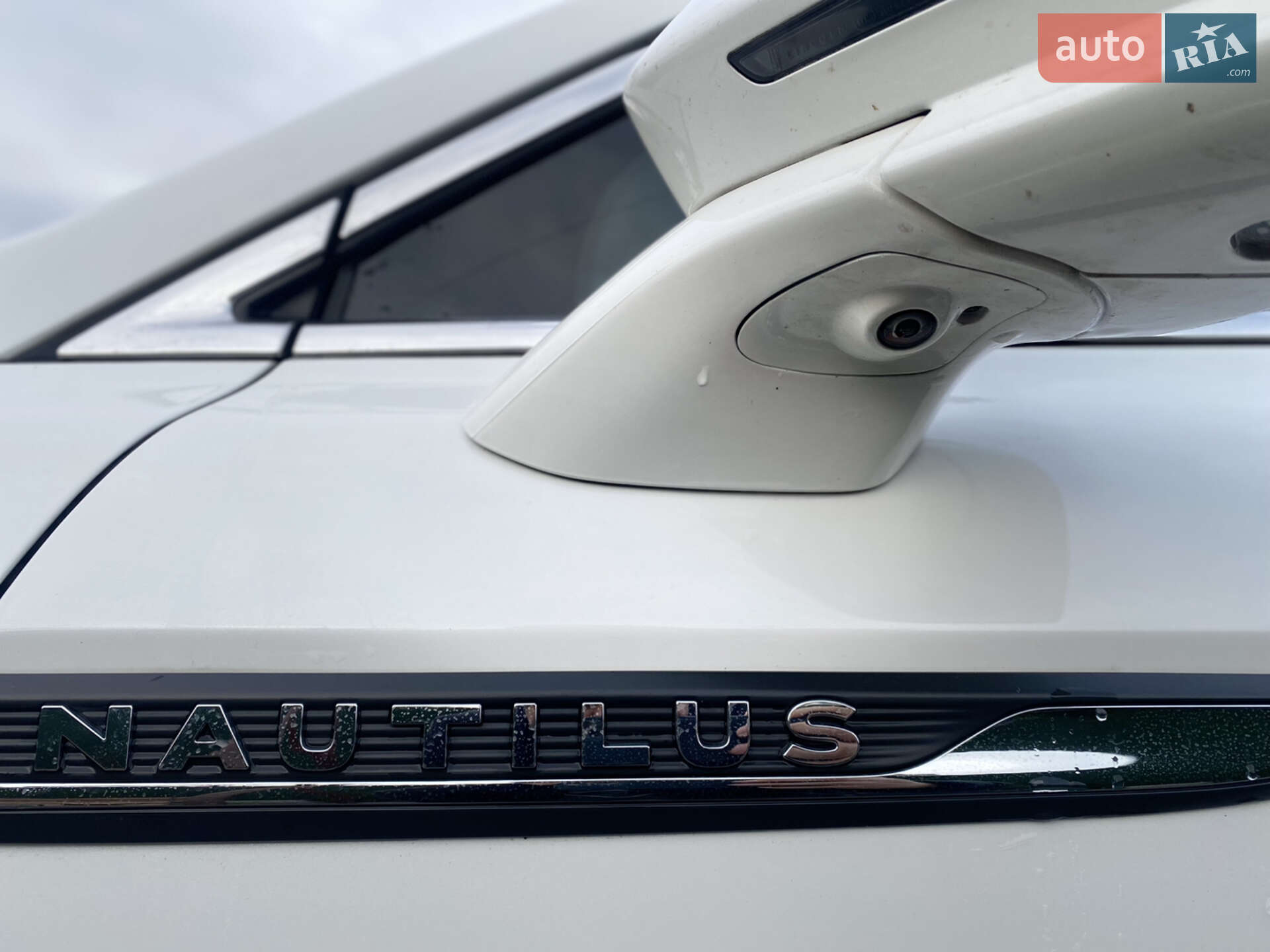 Lincoln Nautilus 2020 VIN 2LMPJ8K98LBL15198 фото оголошення 8 з 25