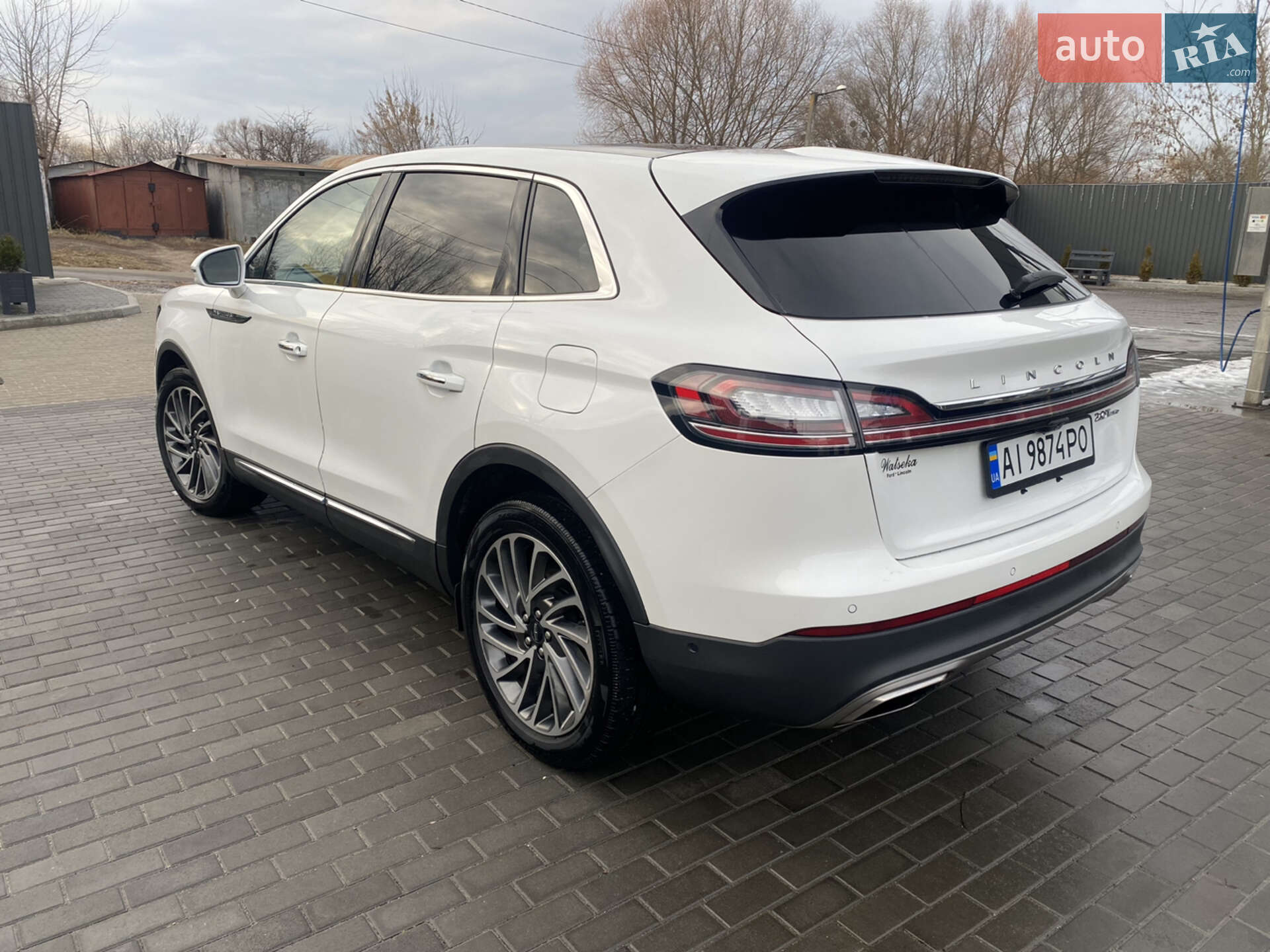 Lincoln Nautilus 2020 VIN 2LMPJ8K98LBL15198 фото оголошення 15 з 25