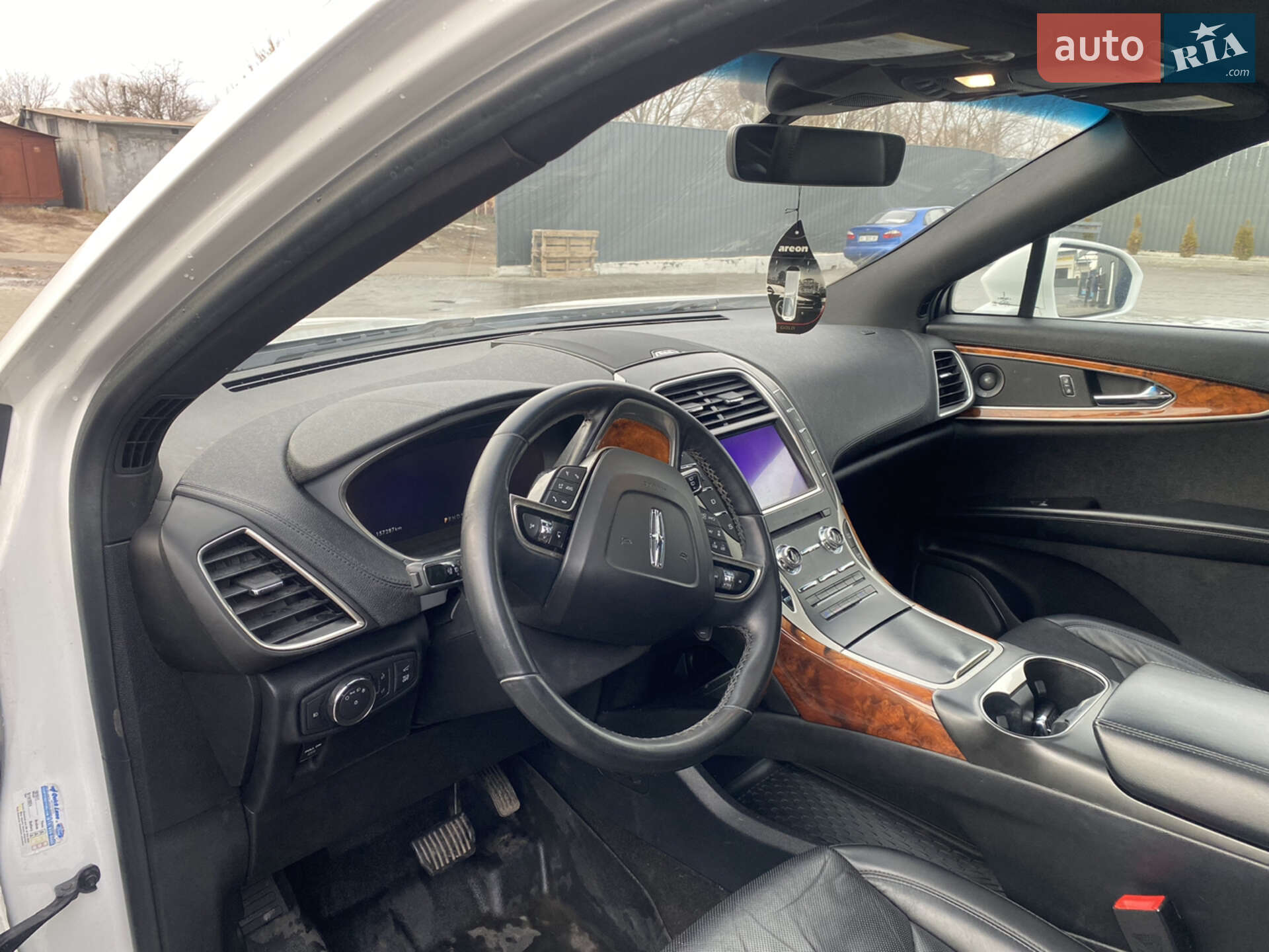 Lincoln Nautilus 2020 VIN 2LMPJ8K98LBL15198 фото оголошення 22 з 25