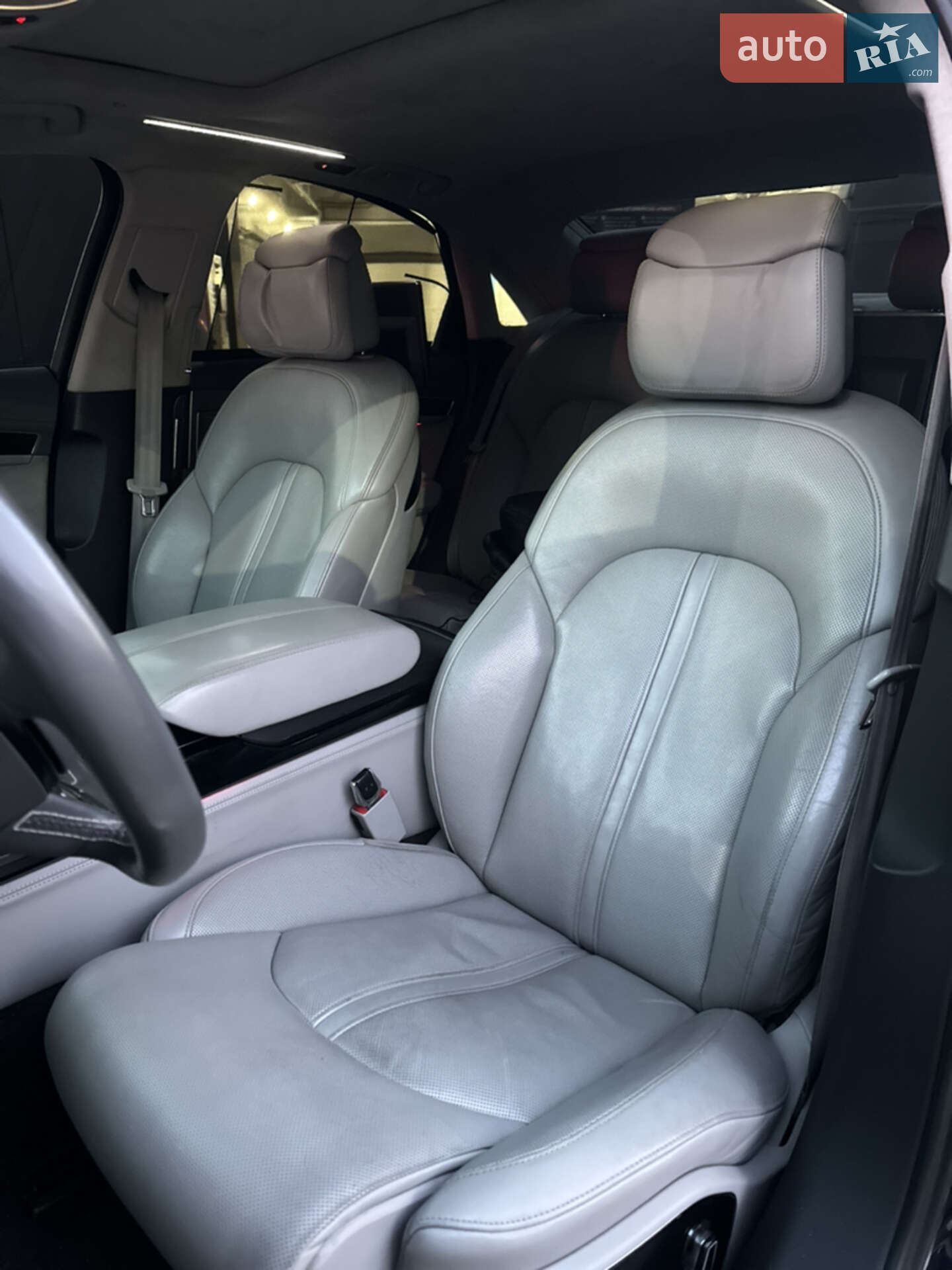 Audi S8 2012 VIN WAUZZZ4H0DN017386 фото оголошення 14 з 16